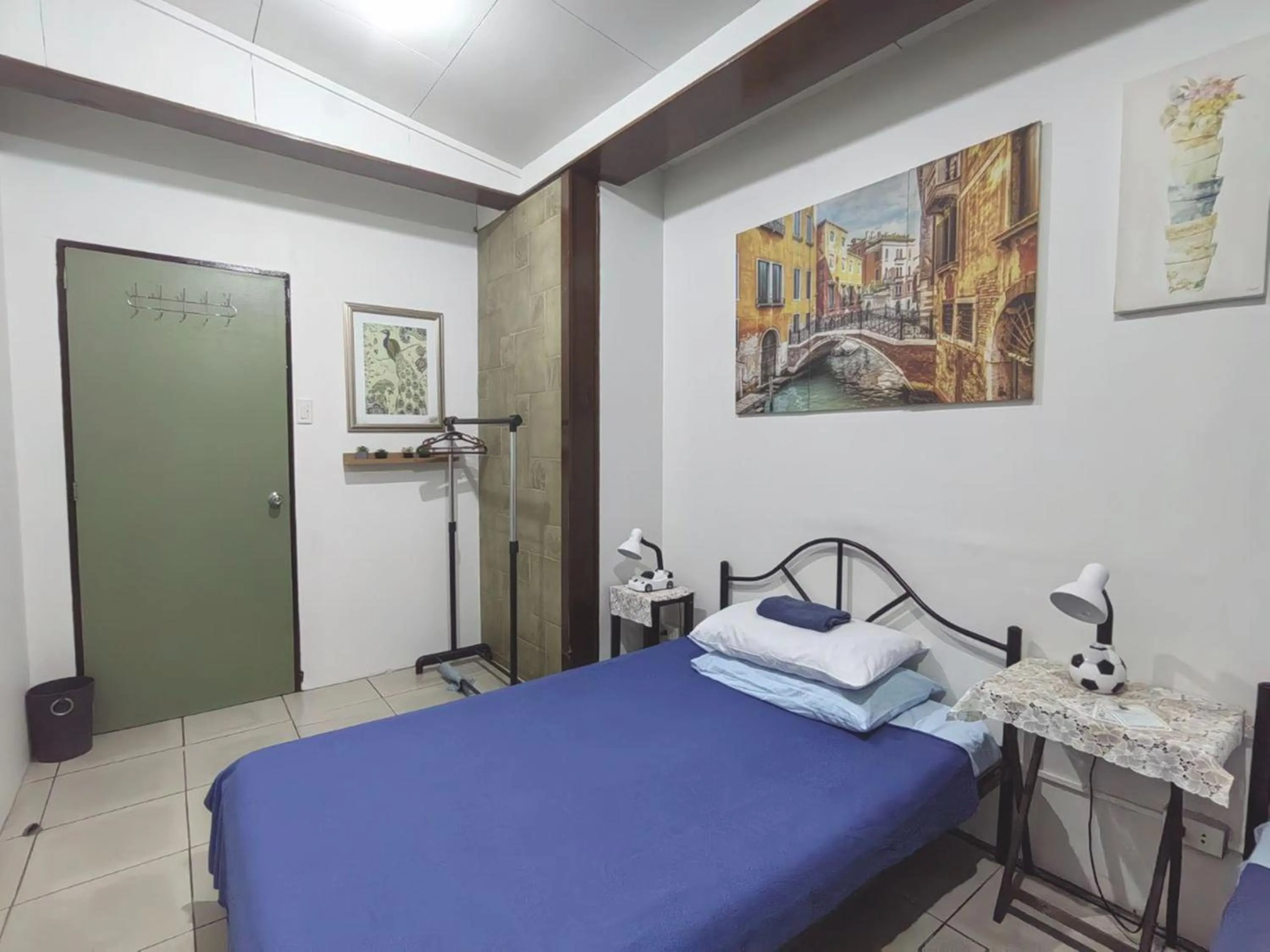 Bedroom, Bed in Nappers Hostel