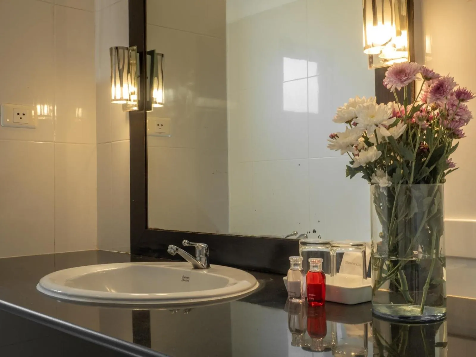 Bathroom in Isara Nai Yang resort