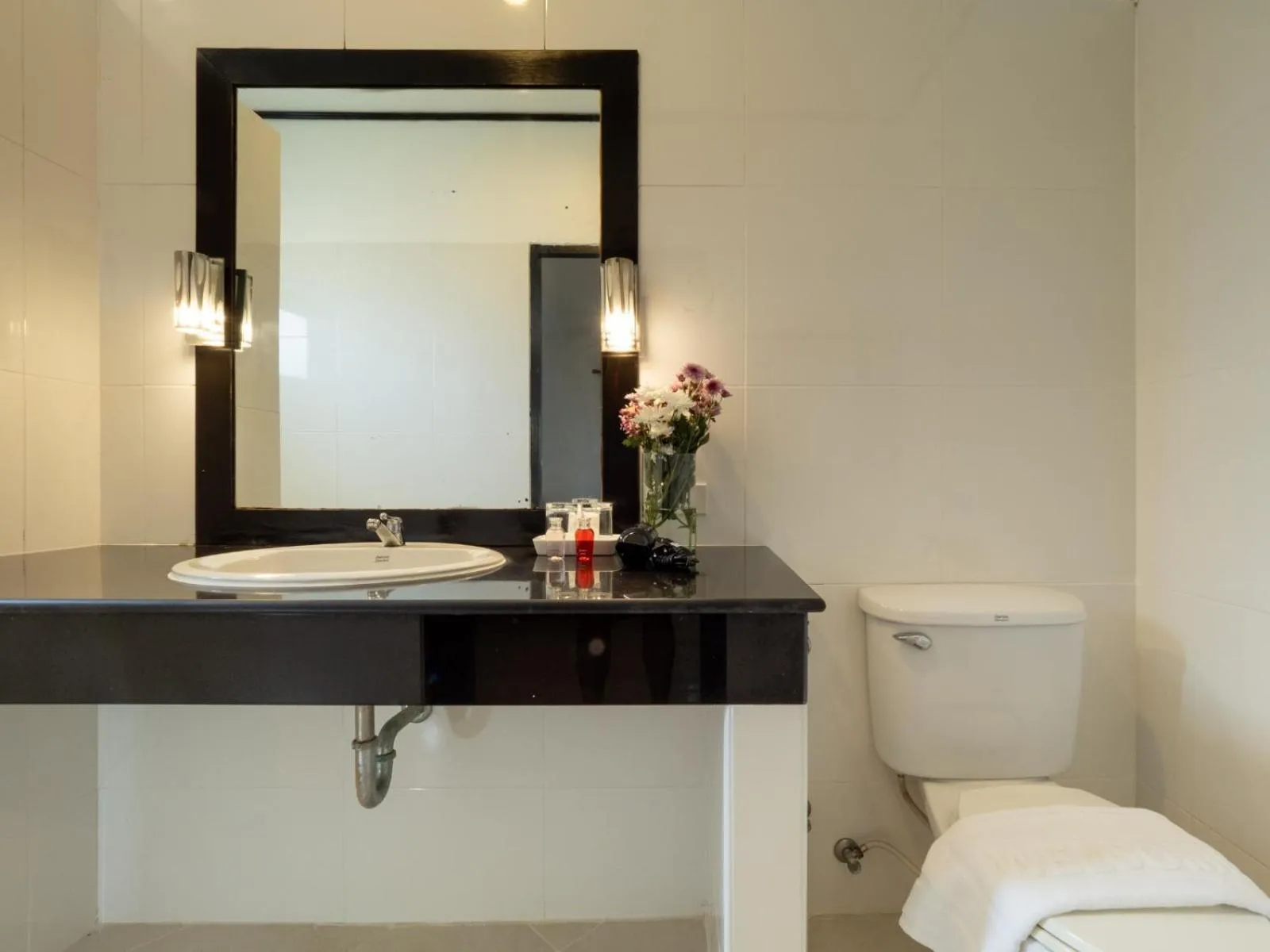 Bathroom in Isara Nai Yang resort