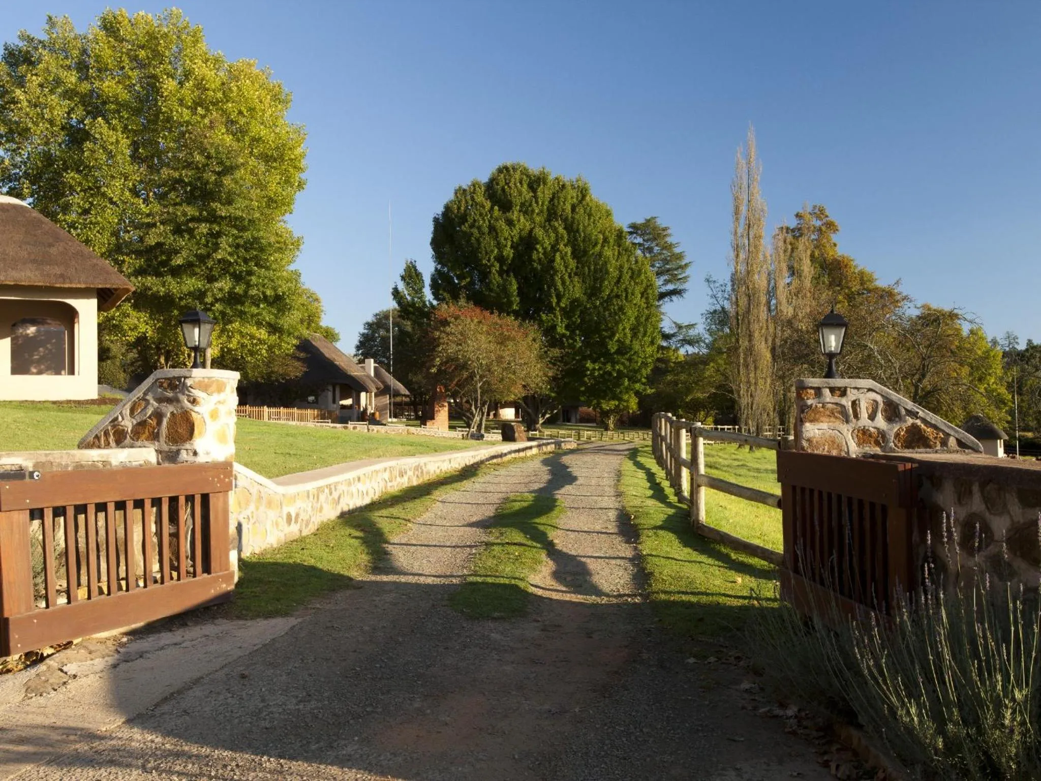 Facade/entrance in Whispering Waters