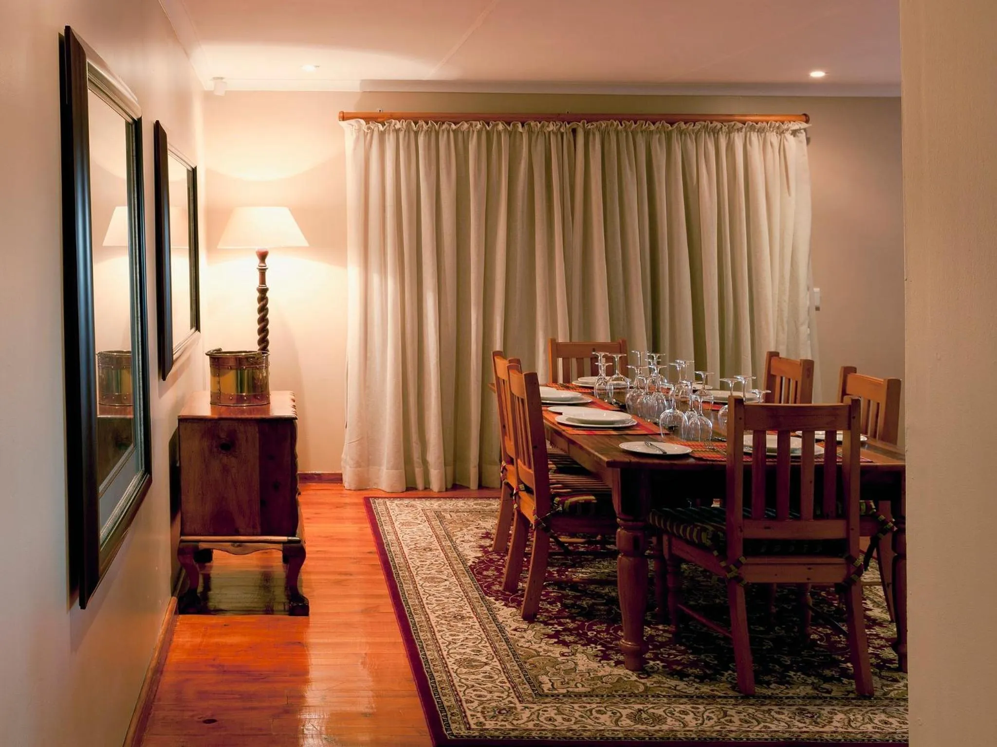 Dining area in Whispering Waters