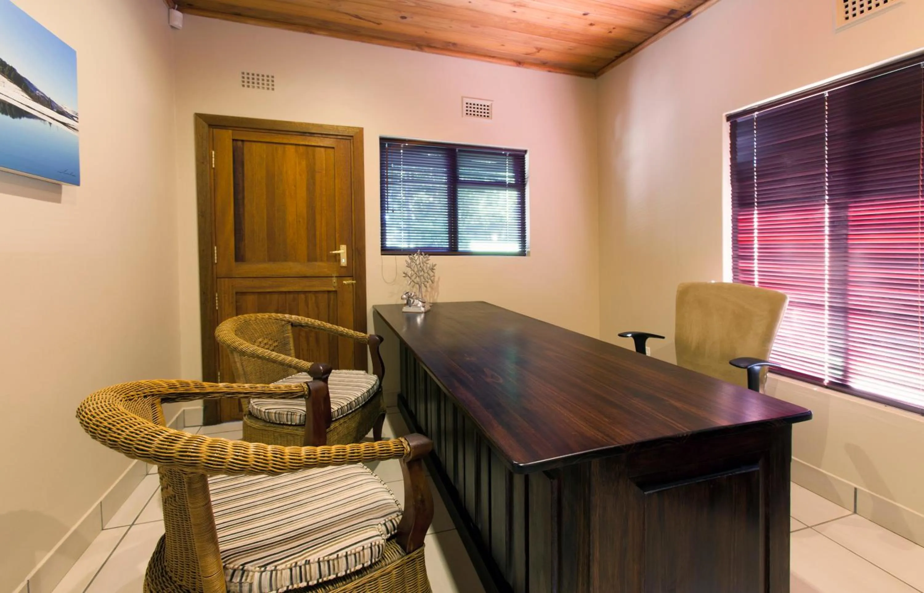 Seating area in Whispering Waters