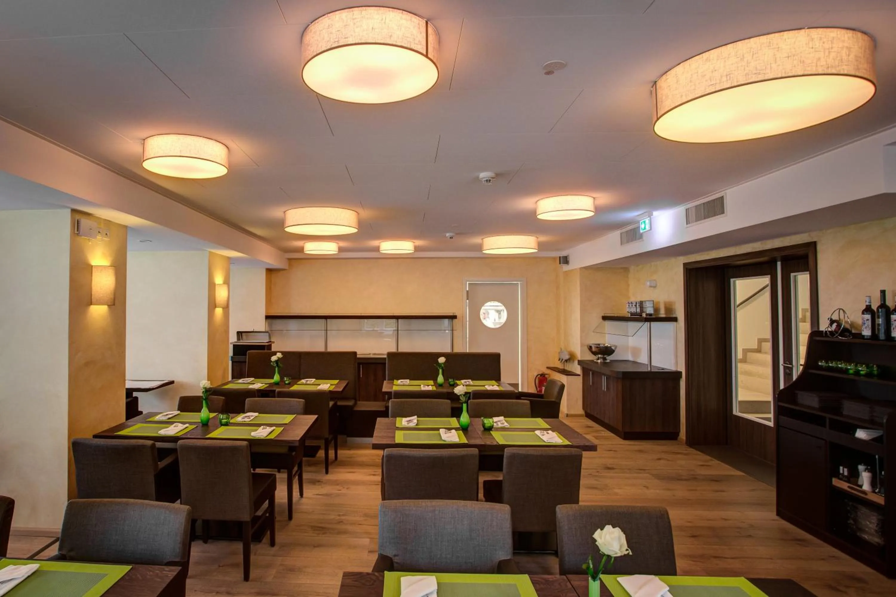 Restaurant/places to eat in Weserhotel Schwager