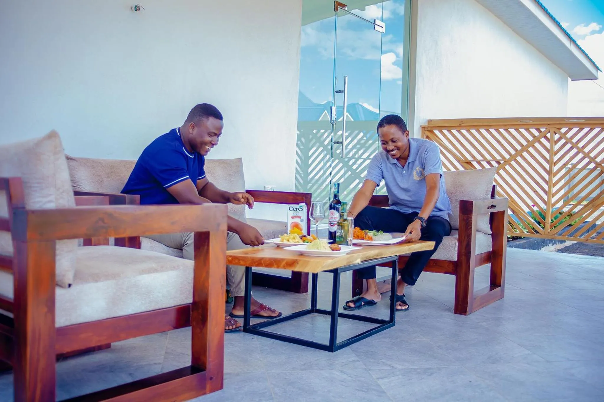 Patio in Teranga Lodge and Restaurant