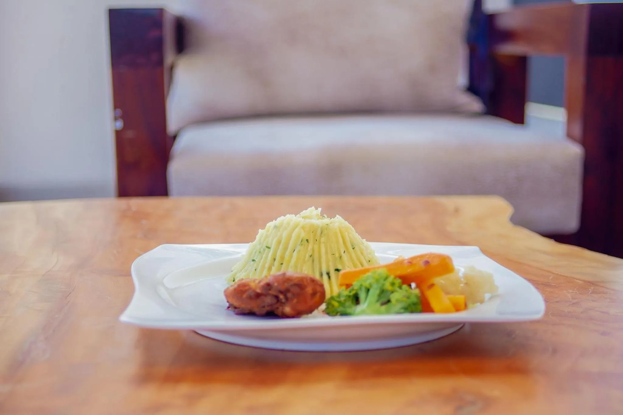 Food and drinks in Teranga Lodge and Restaurant