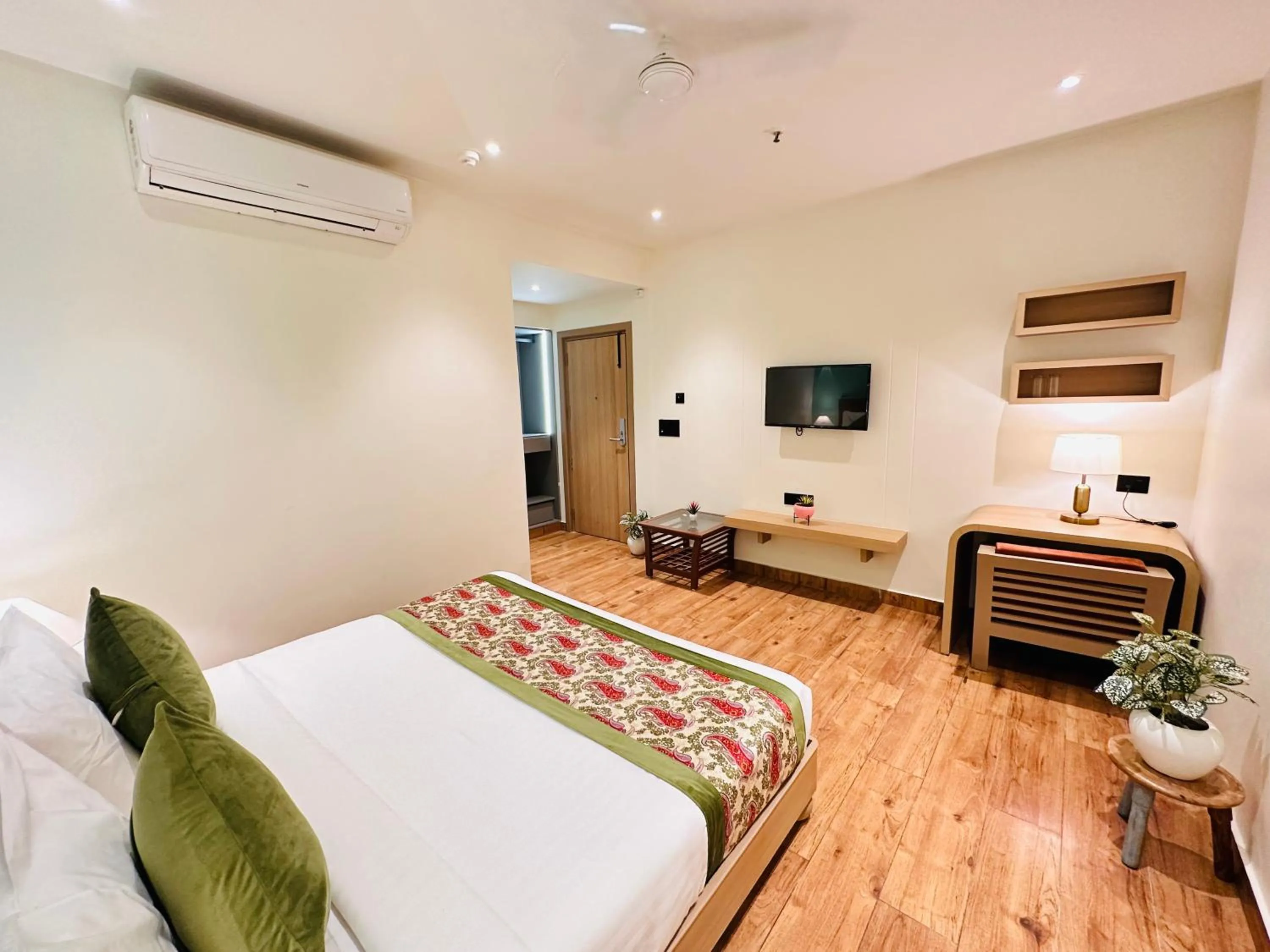 Bed in Hotel IP Swarn near Anand Vihar Vaishali Ghaziabad