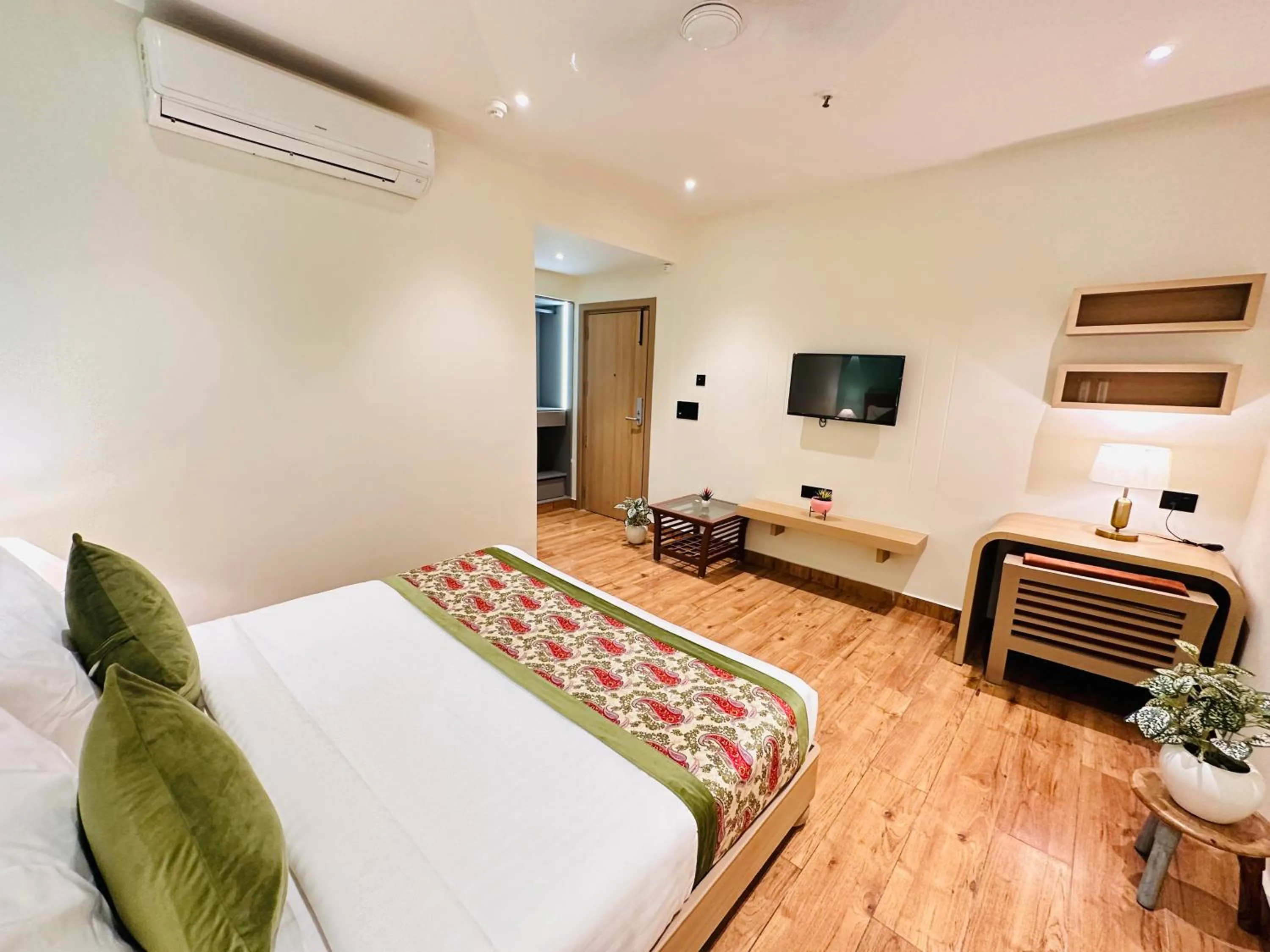 Bed in Hotel IP Swarn near Anand Vihar Vaishali Ghaziabad
