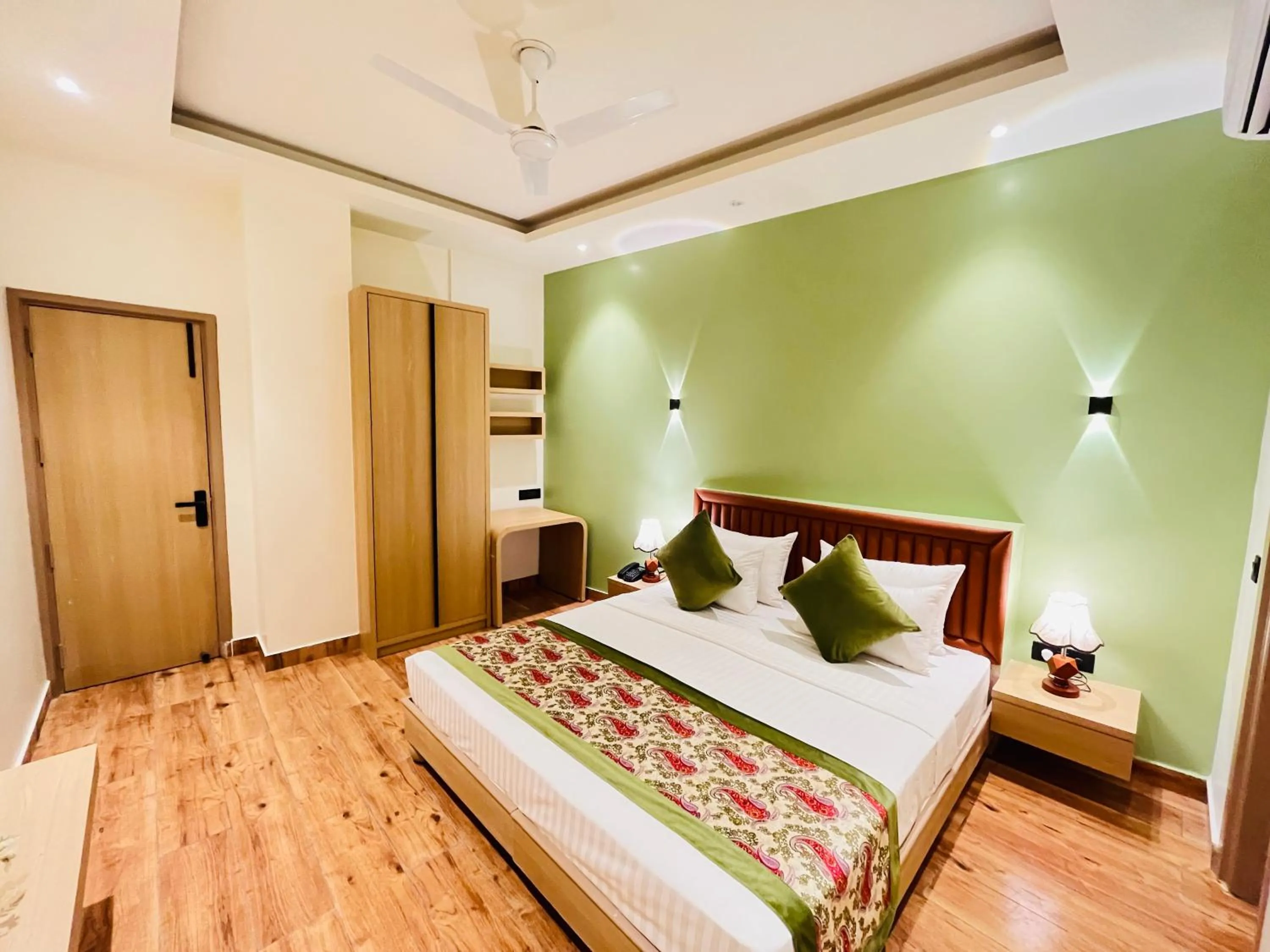 Bed in Hotel IP Swarn near Anand Vihar Vaishali Ghaziabad