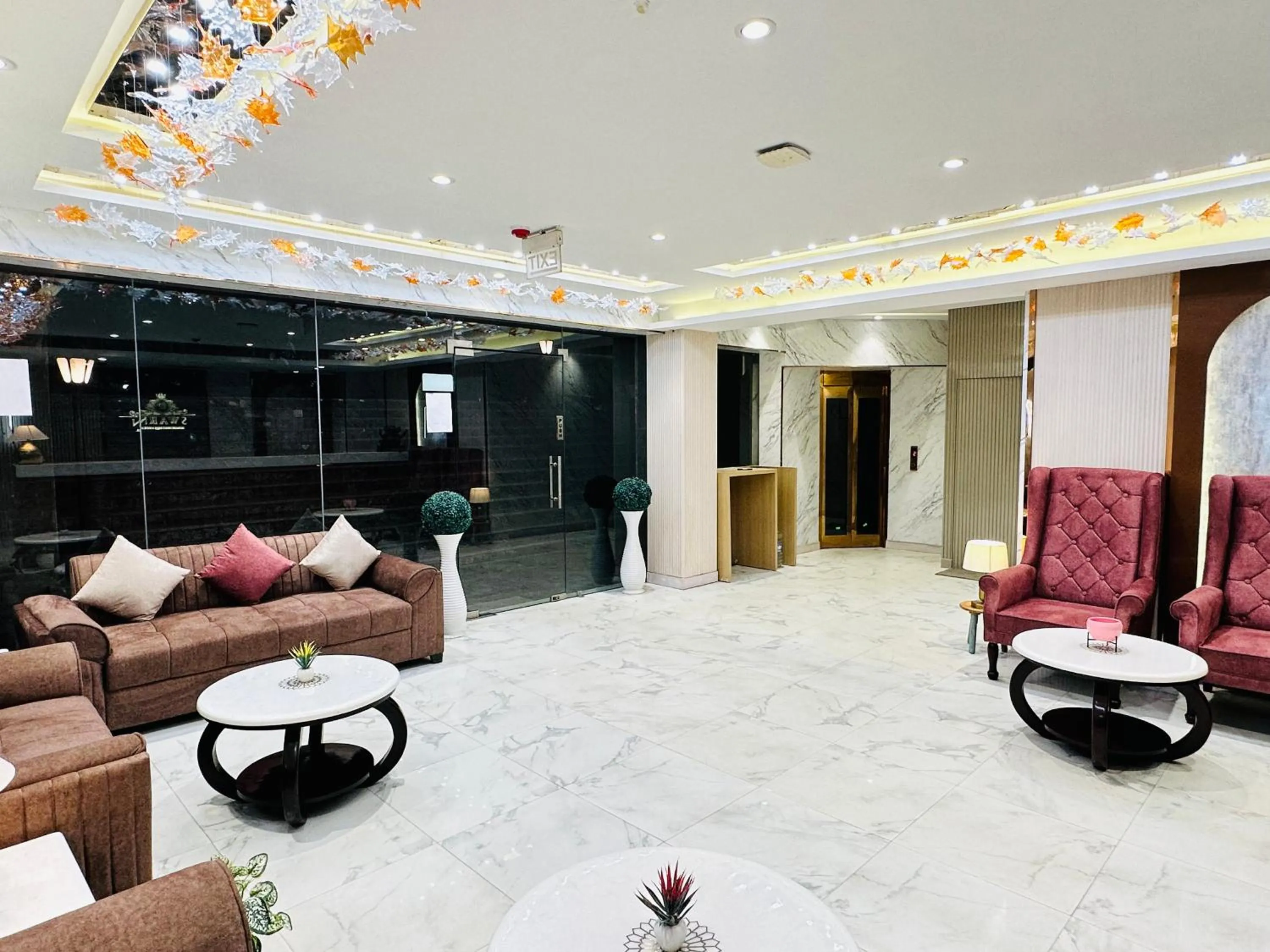 Lobby or reception in Hotel IP Swarn near Anand Vihar Vaishali Ghaziabad