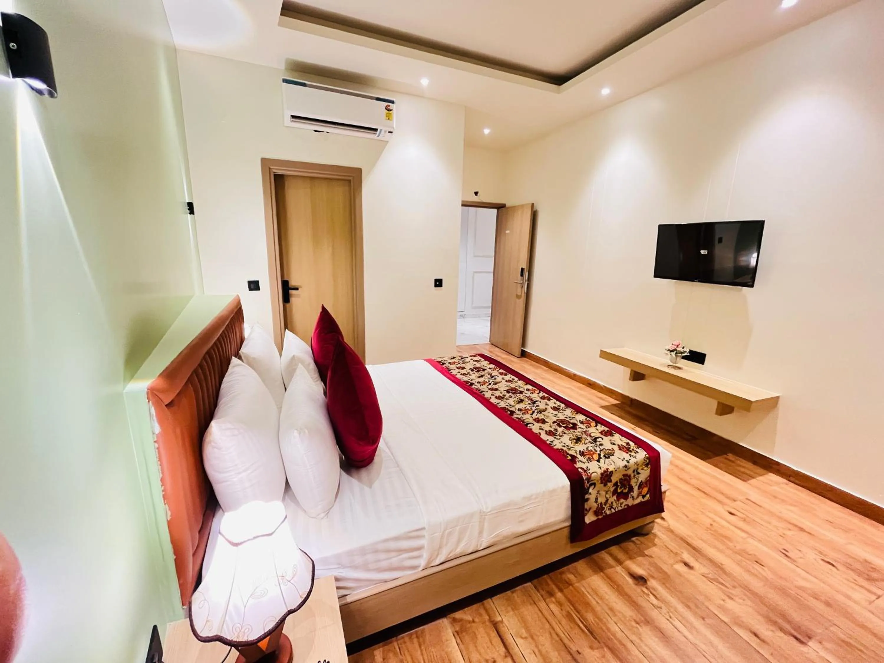 Bed in Hotel IP Swarn near Anand Vihar Vaishali Ghaziabad