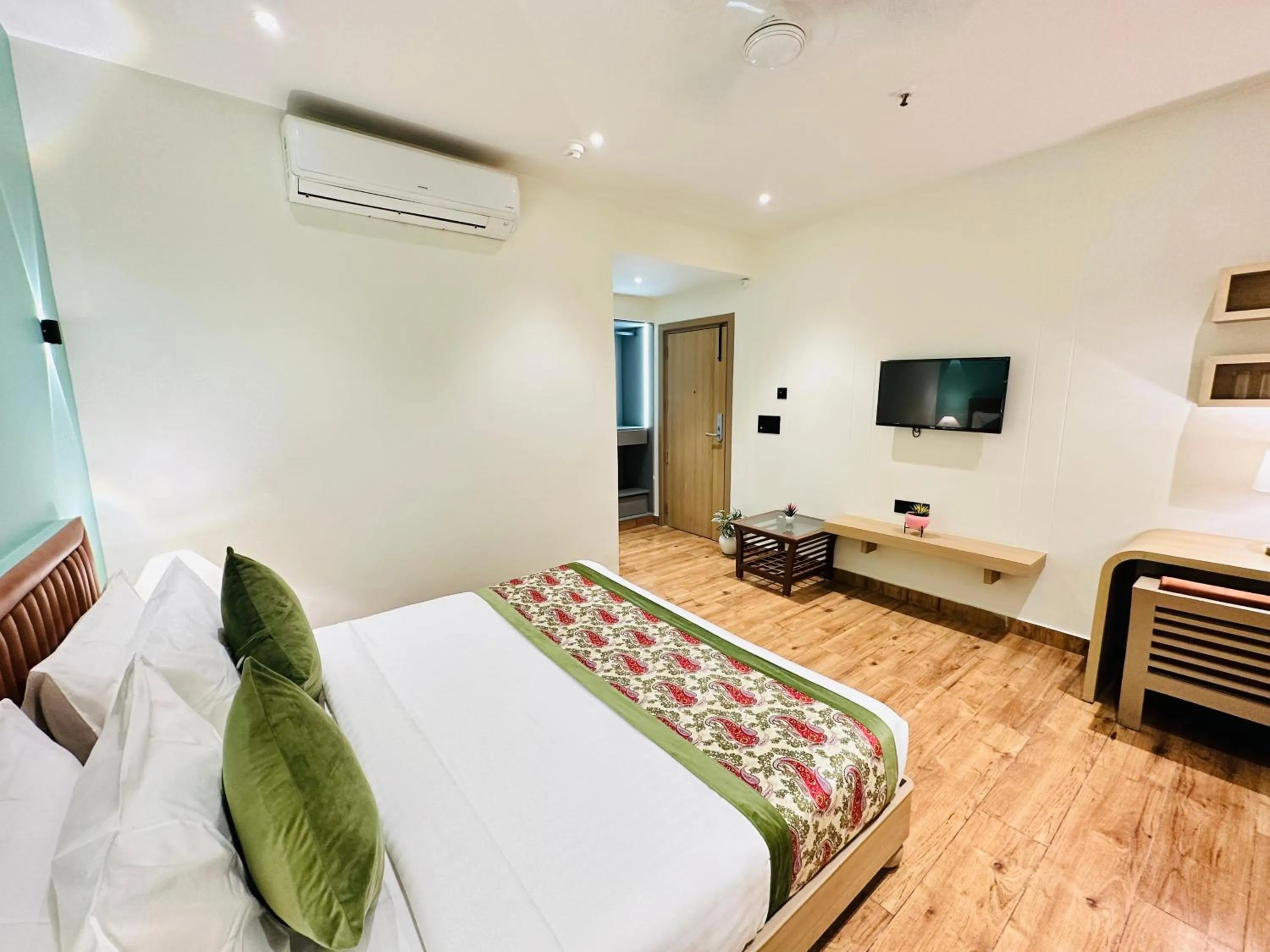 Bed in Hotel IP Swarn near Anand Vihar Vaishali Ghaziabad