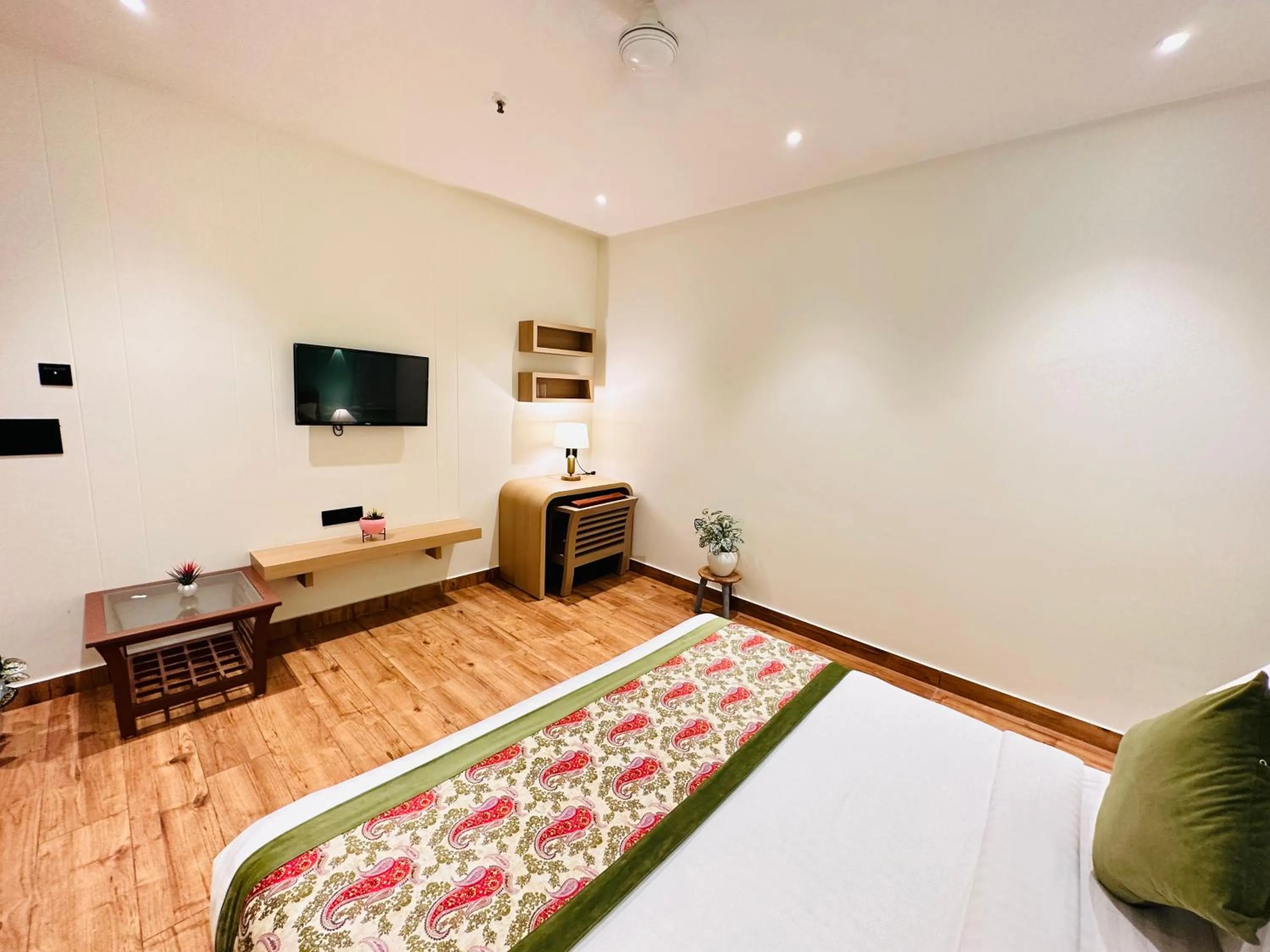 Bed in Hotel IP Swarn near Anand Vihar Vaishali Ghaziabad