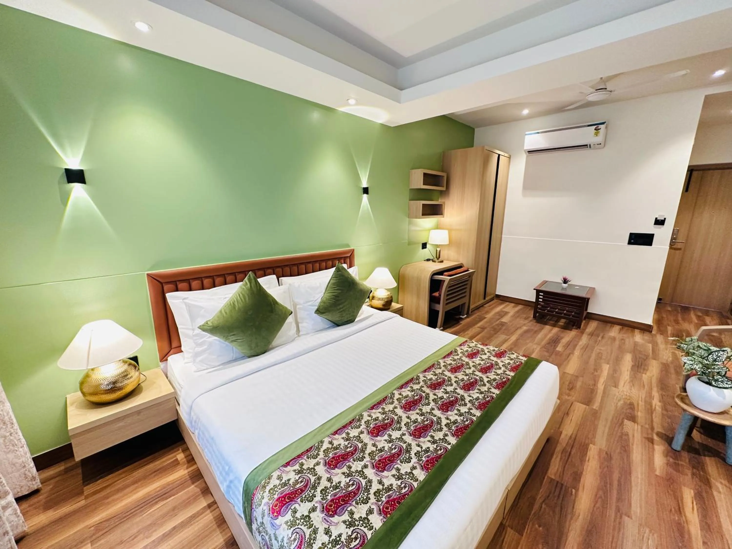 Bed in Hotel IP Swarn near Anand Vihar Vaishali Ghaziabad