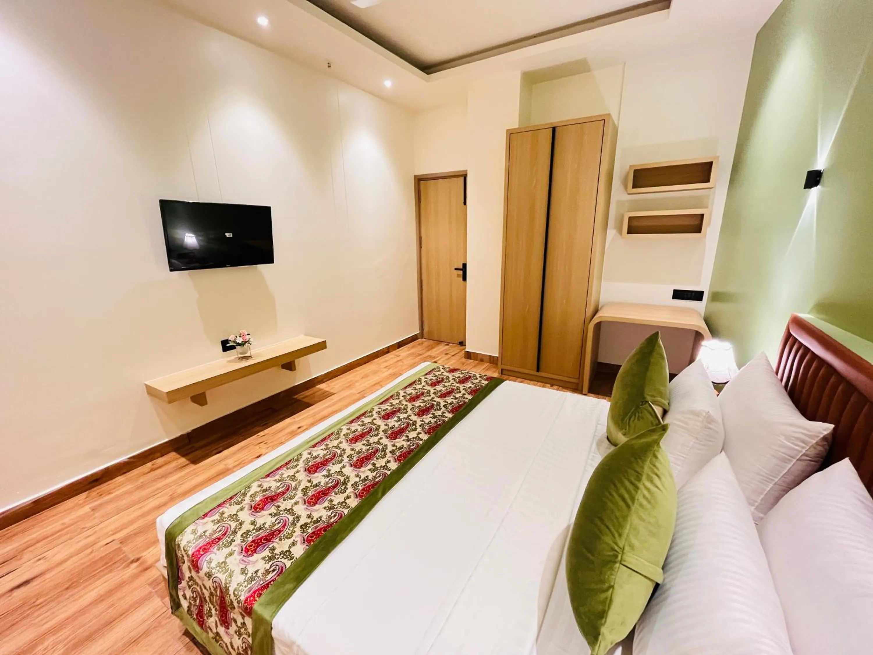 Bed in Hotel IP Swarn near Anand Vihar Vaishali Ghaziabad
