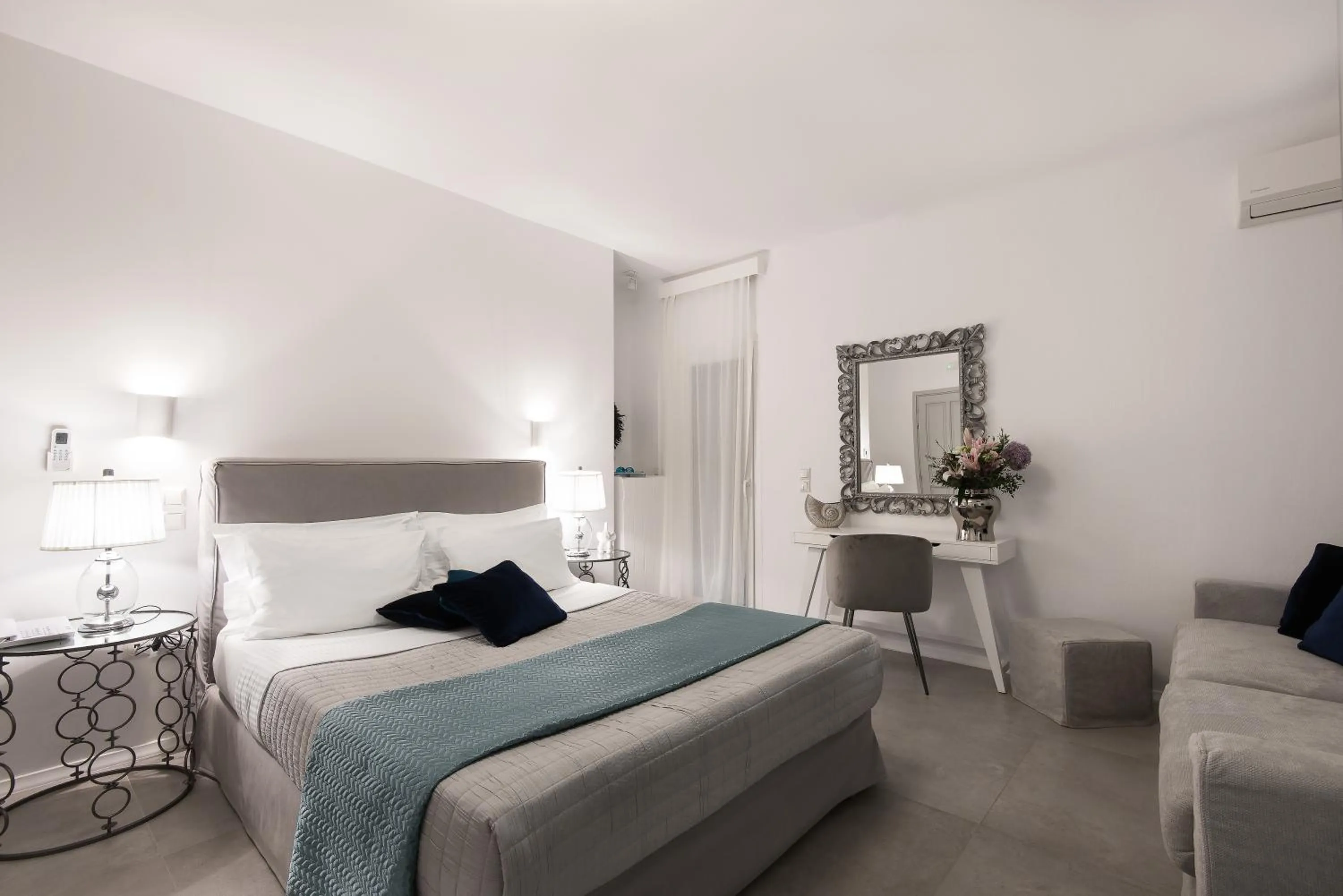 Bed in Riva Suites - Adults Only