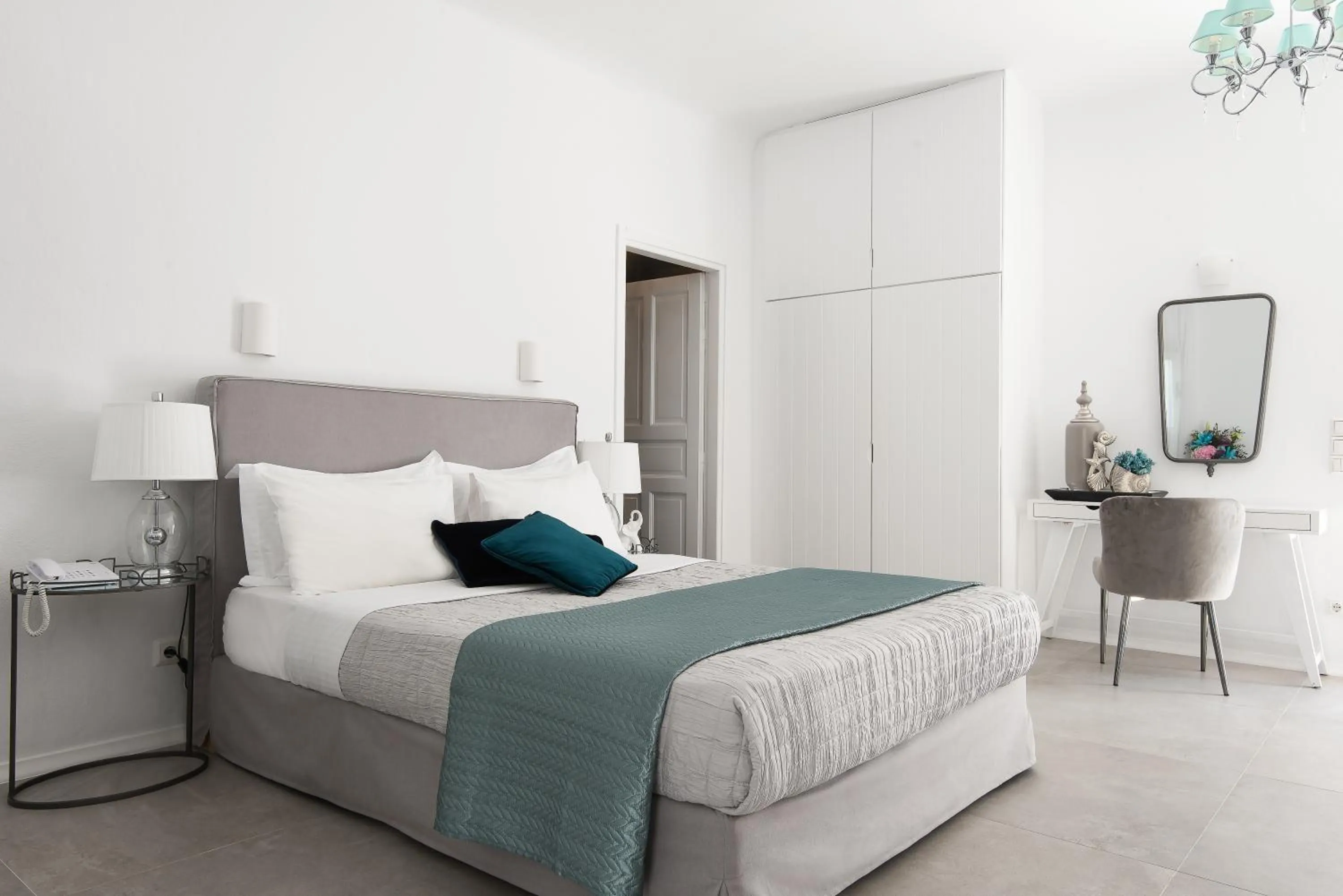 Bed in Riva Suites - Adults Only