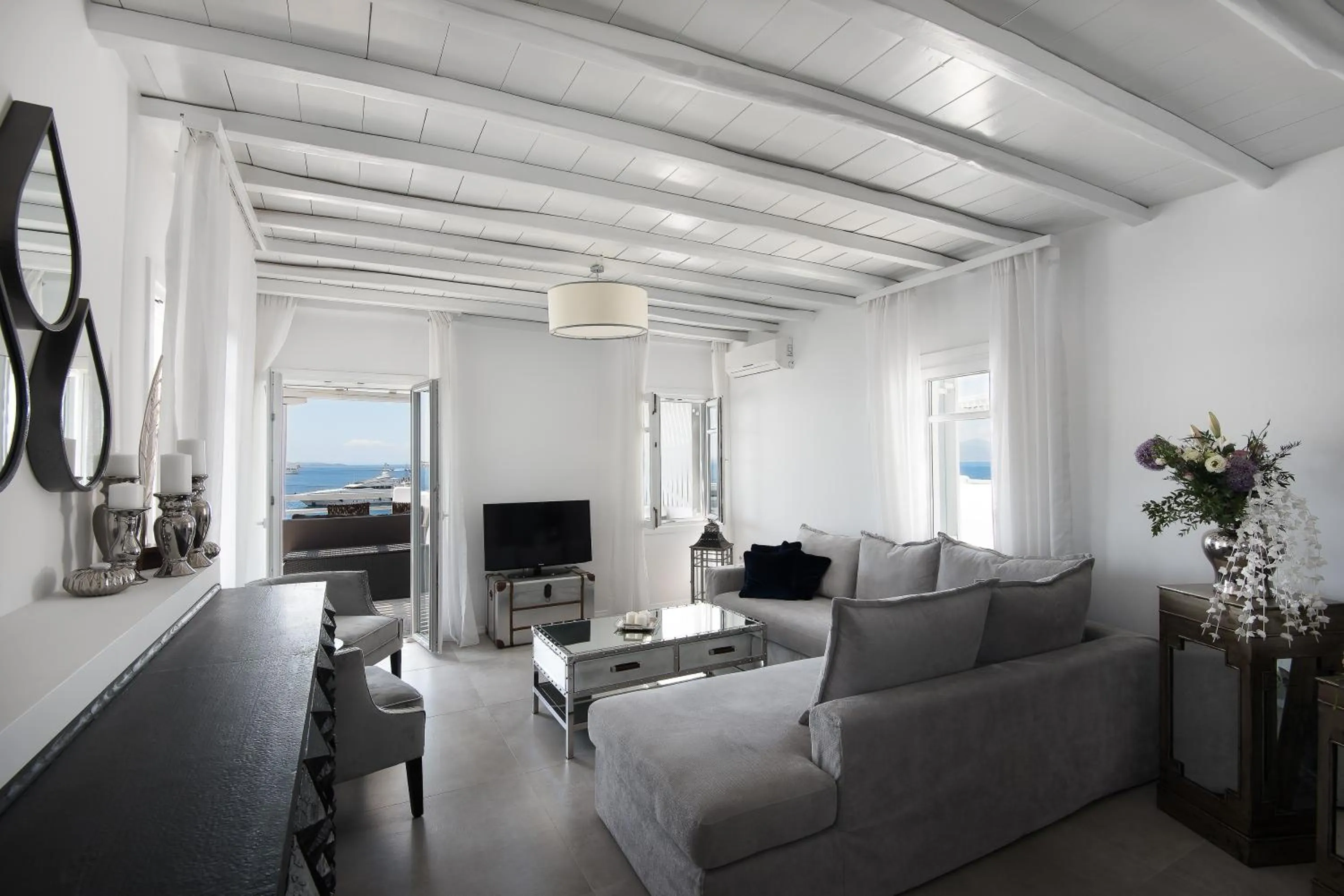 Living room in Riva Suites - Adults Only