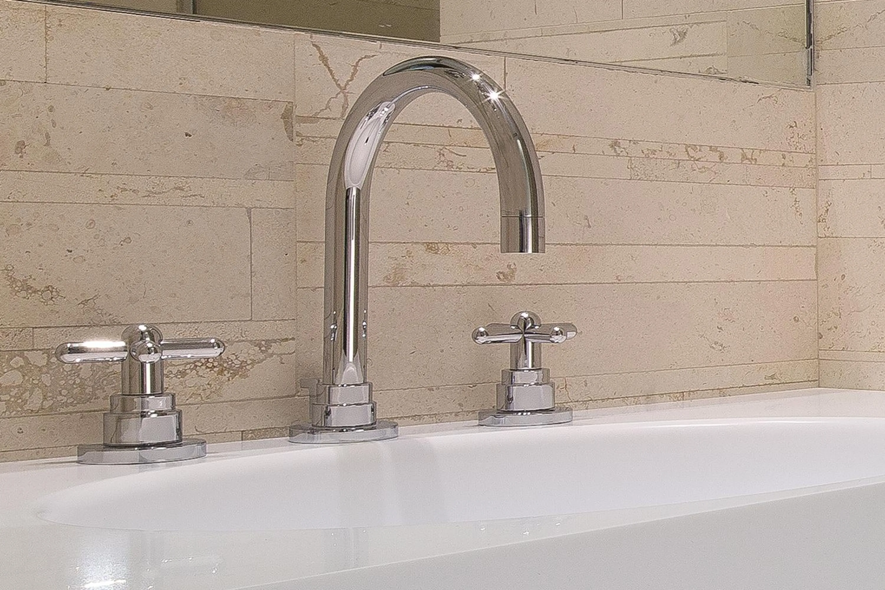 Bathroom in Hôtel Le Marianne