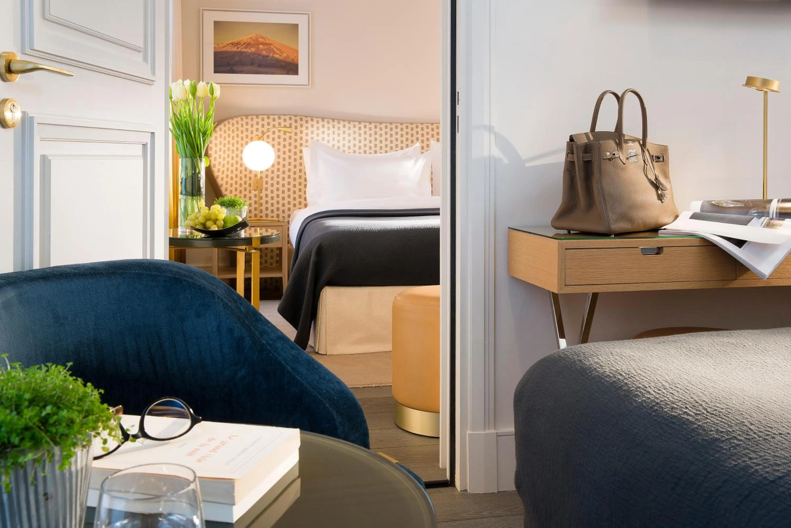 Seating area in Hôtel Le Marianne