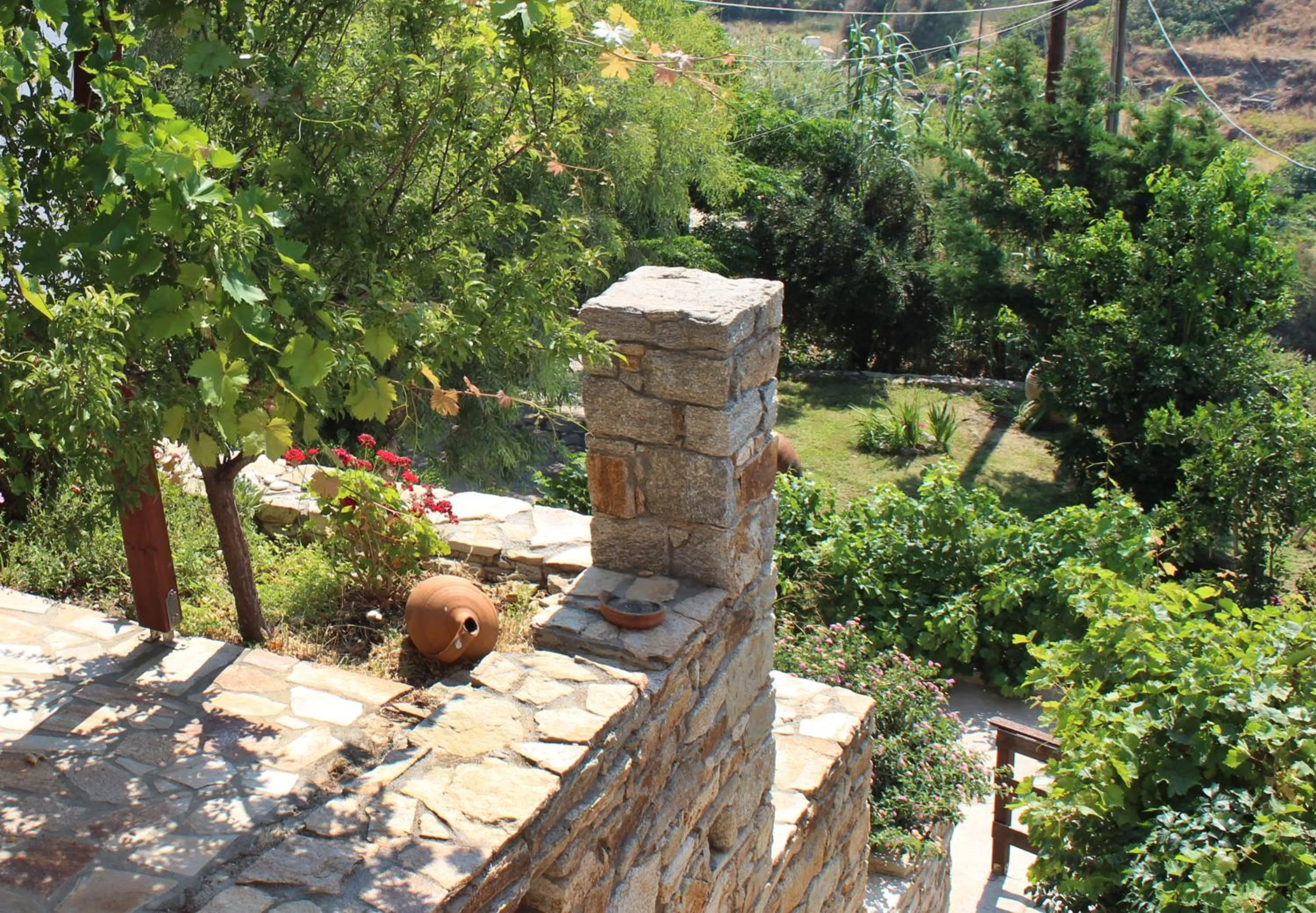 Ikaria Utopia - Cusco Studios