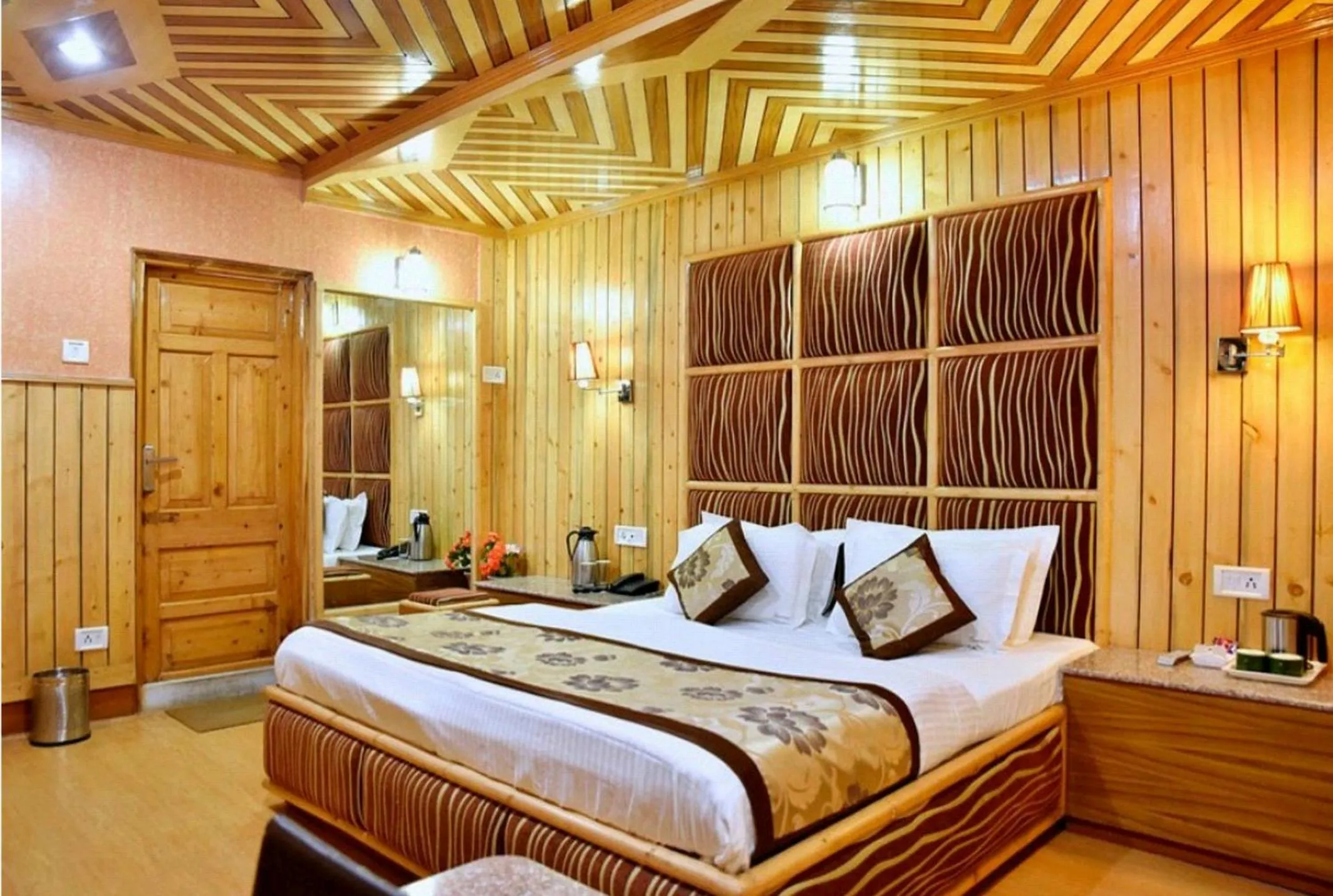 Bedroom, Bed in Hotel Chaman Palace