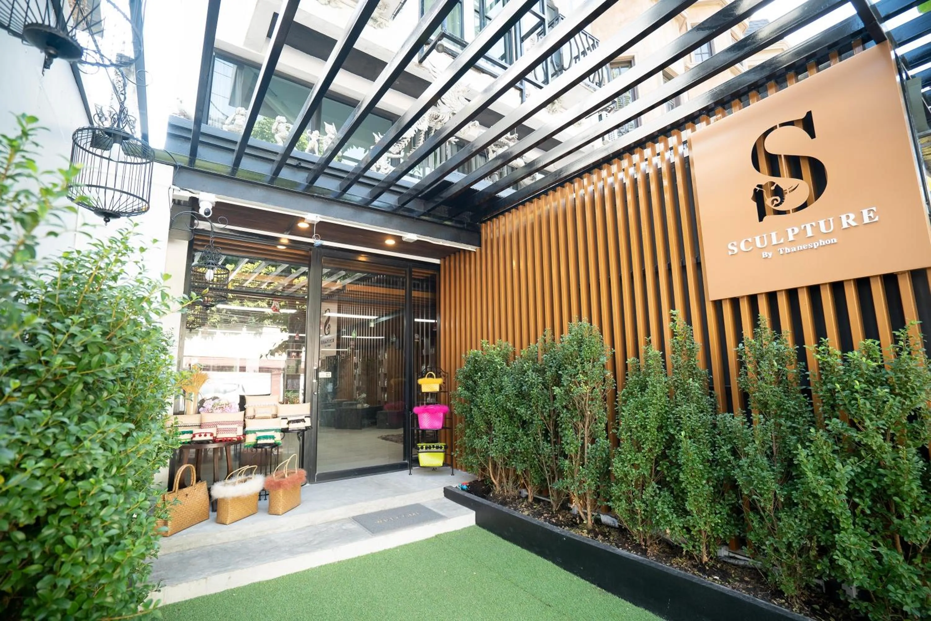 Property building in The Sculpture