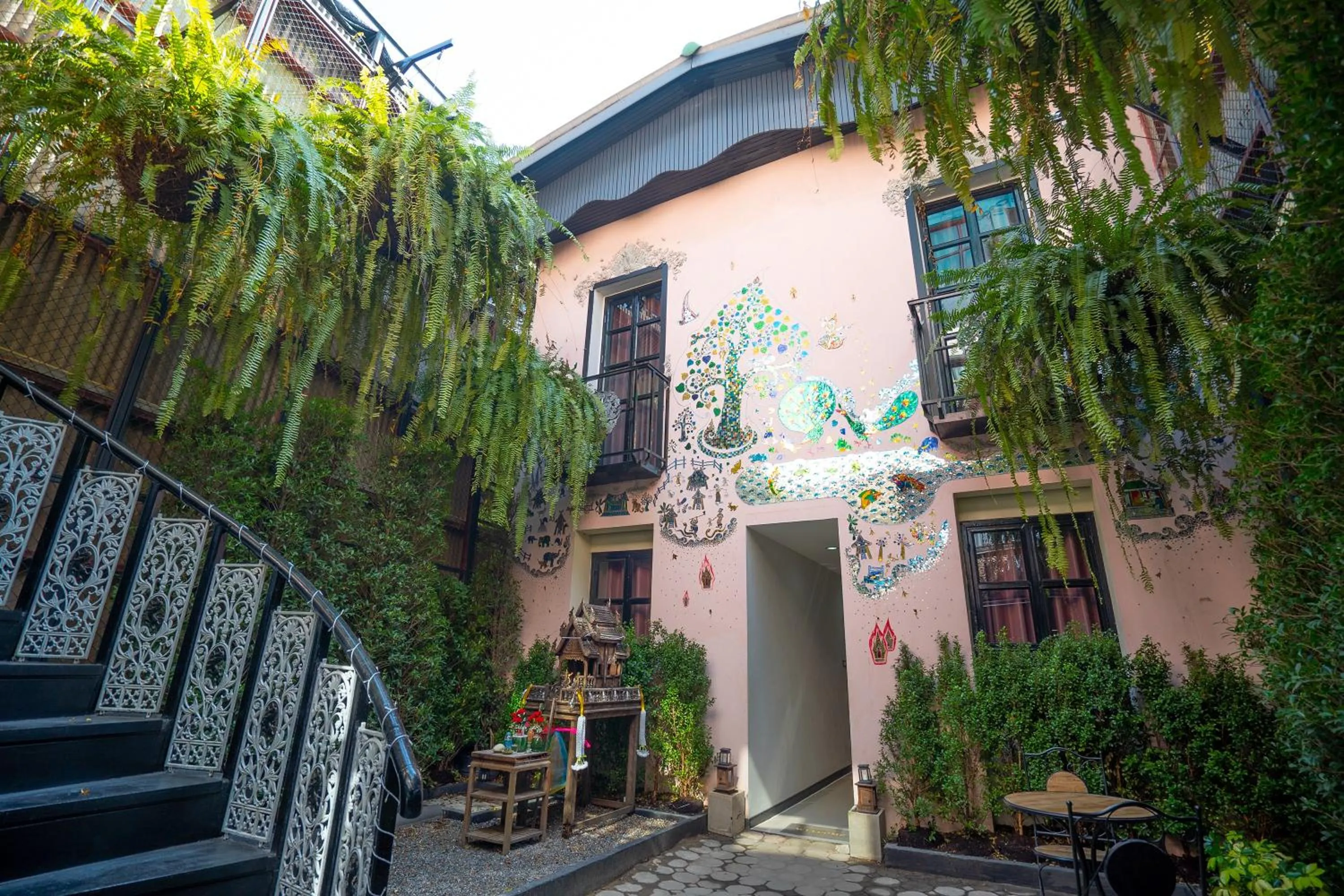 Property building in The Sculpture