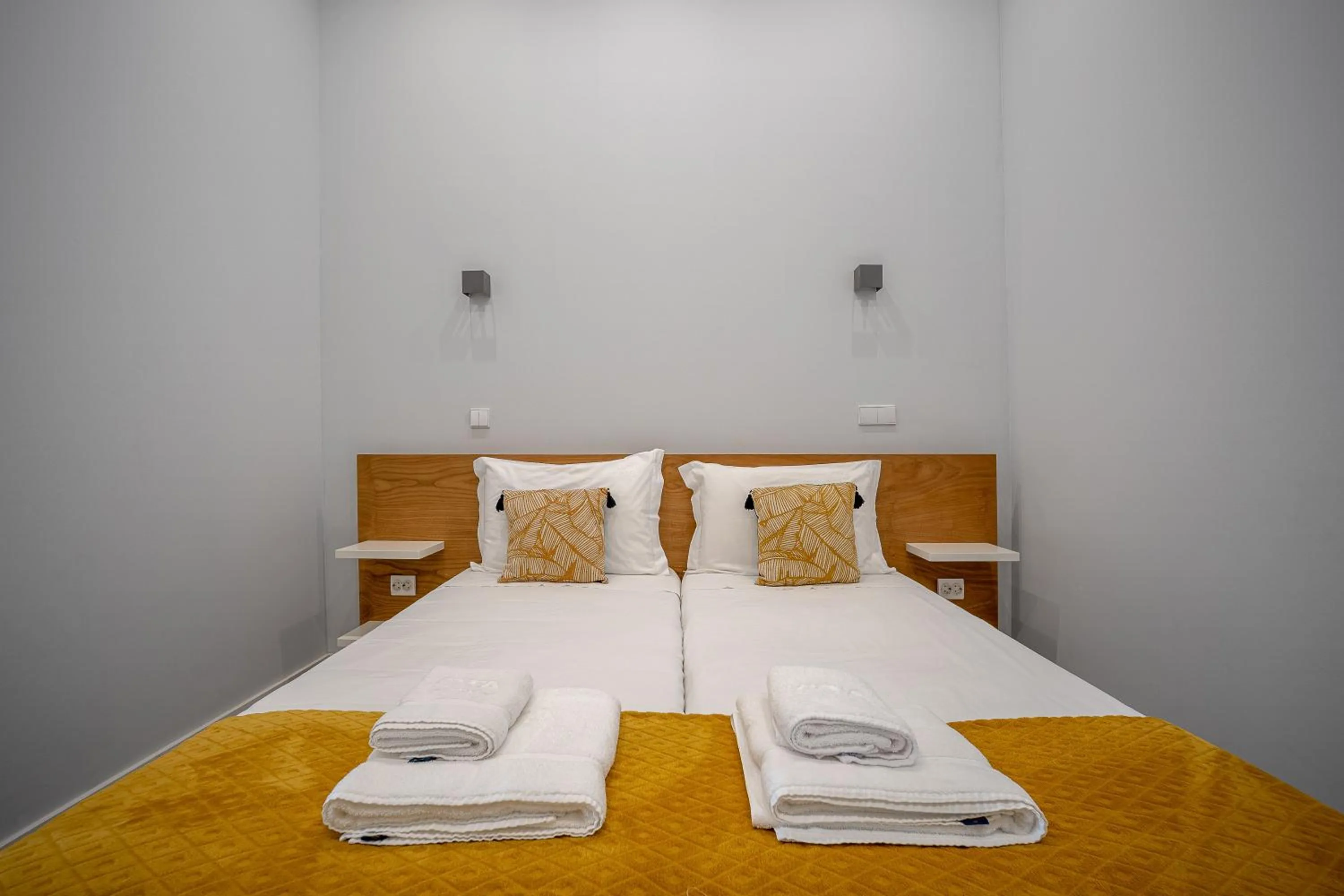 Bed in Oporto Trendy Apartments