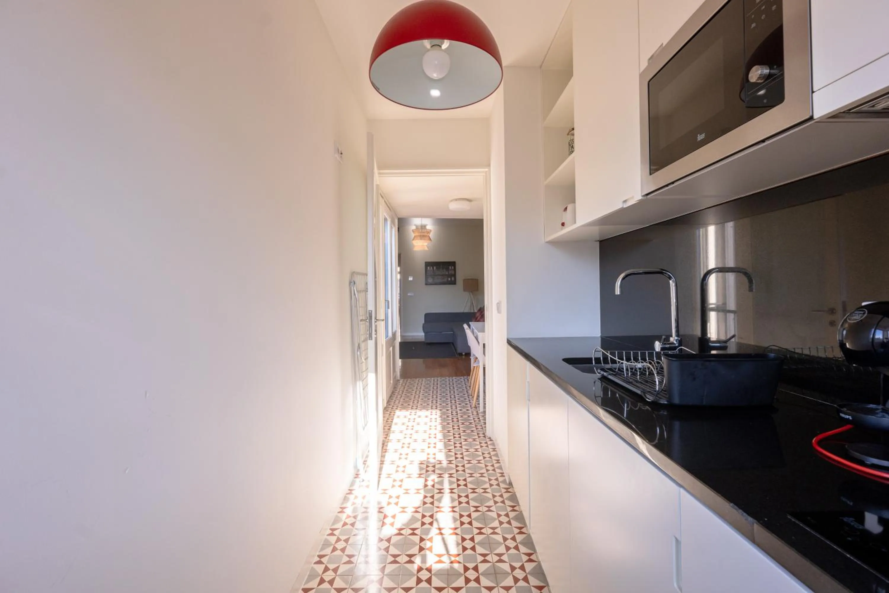 Kitchen or kitchenette in Oporto Trendy Apartments