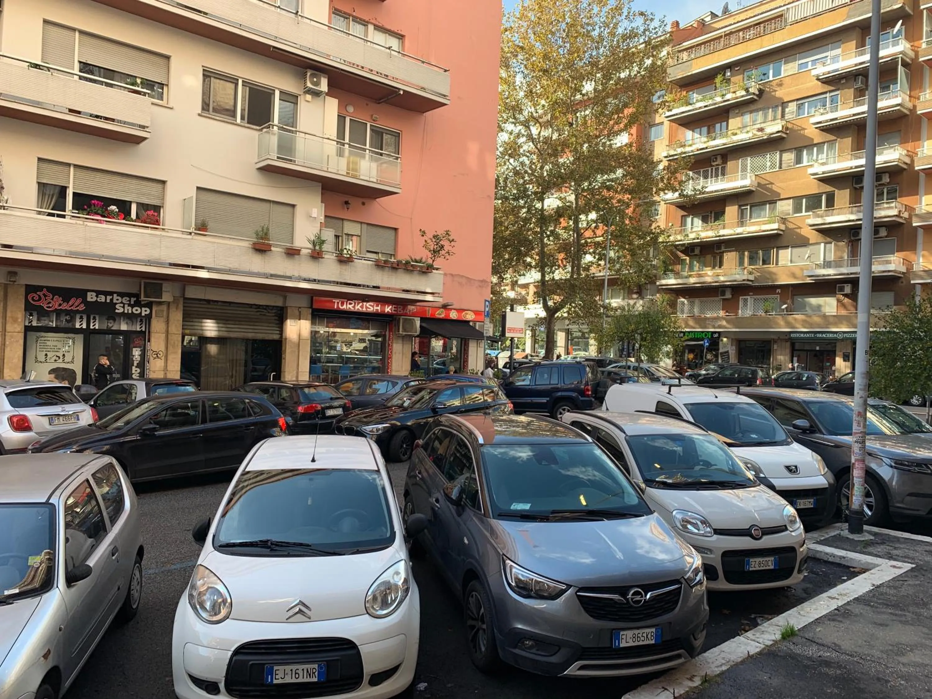 Street view in Vatican Rooms Holiday in Rome