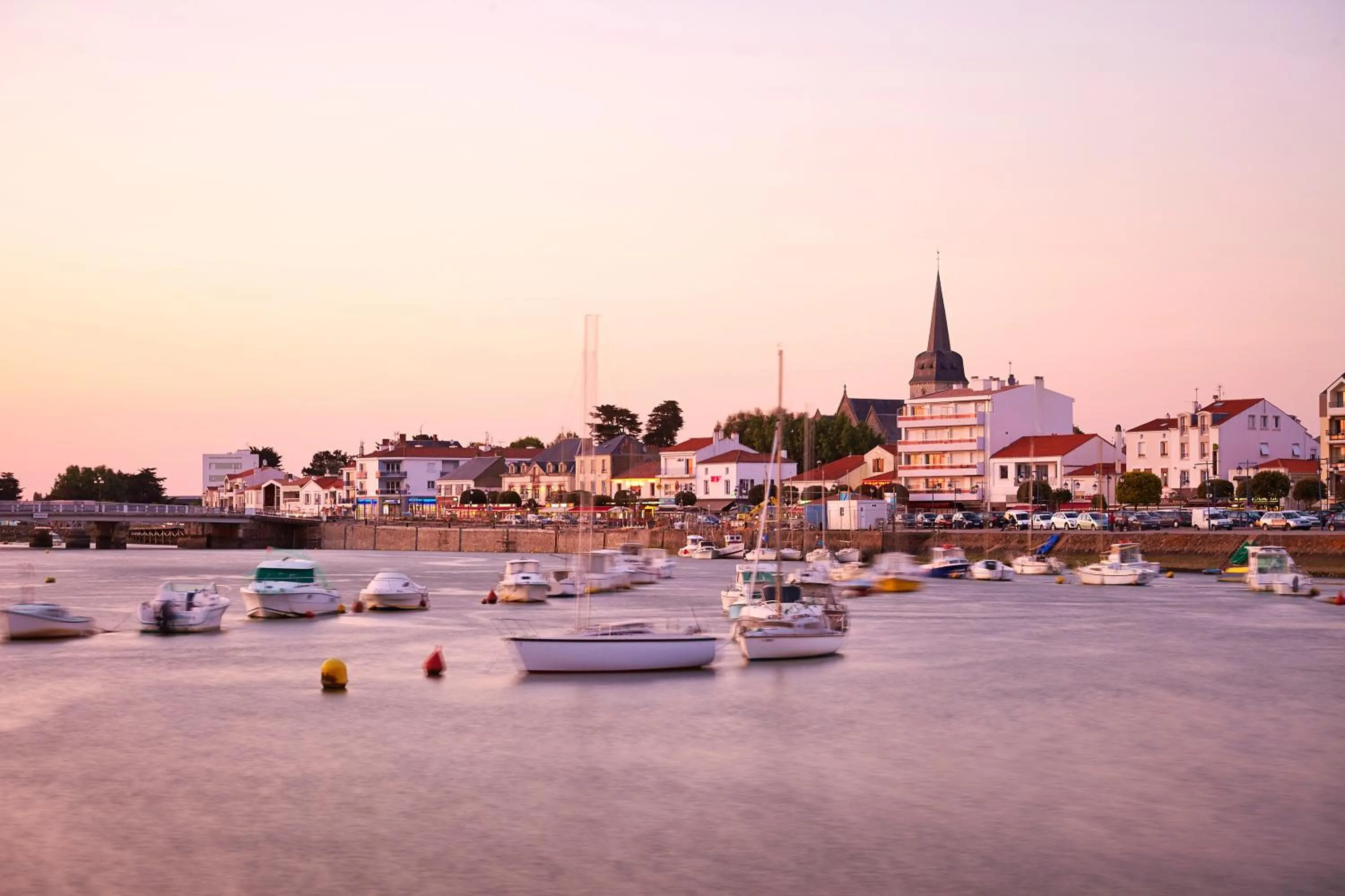 Nearby landmark in Les Voyageurs