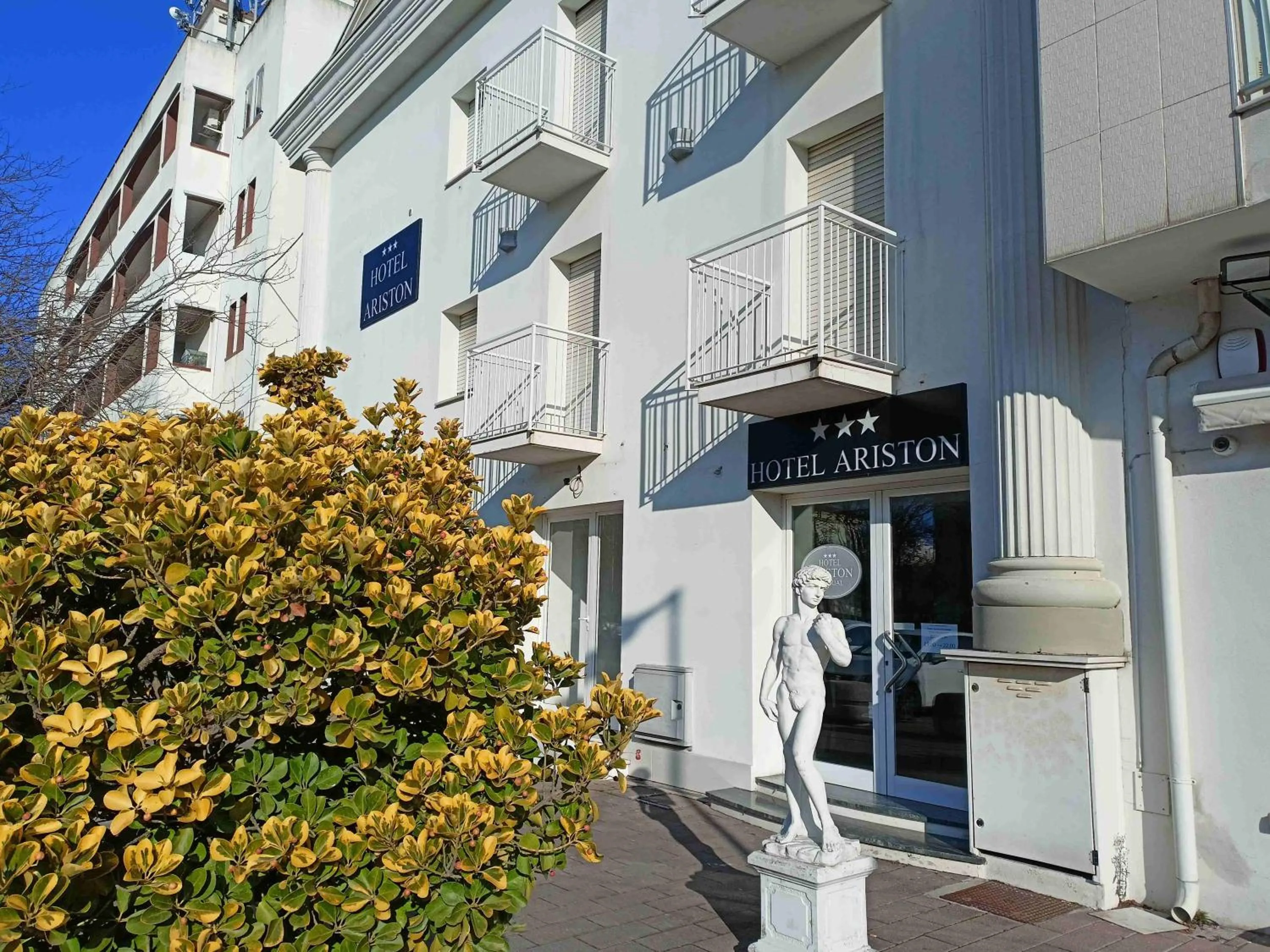 Property building in Hotel Ariston Imperial