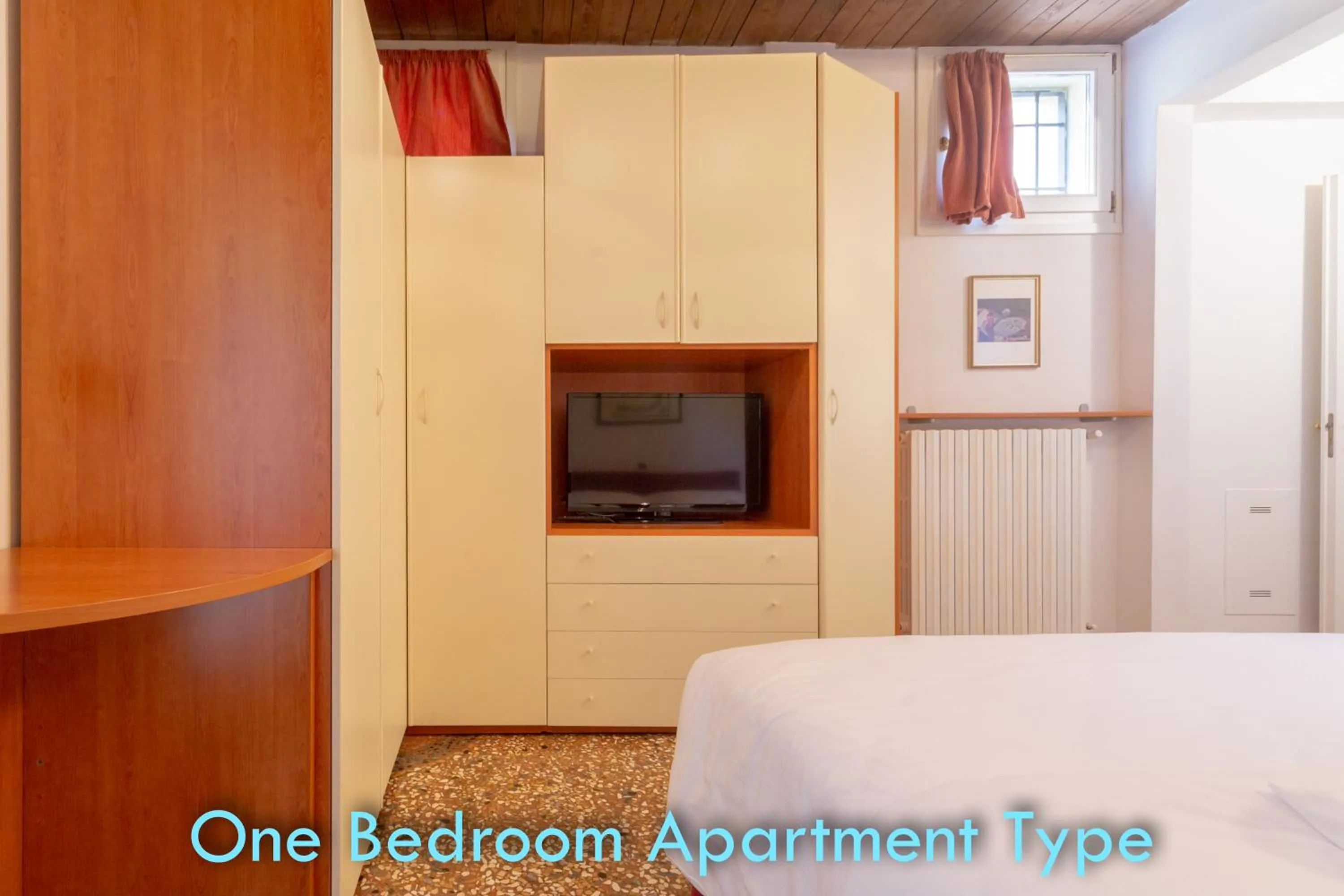 Bed in BolognaRoomscom - Santo Stefano Apartments
