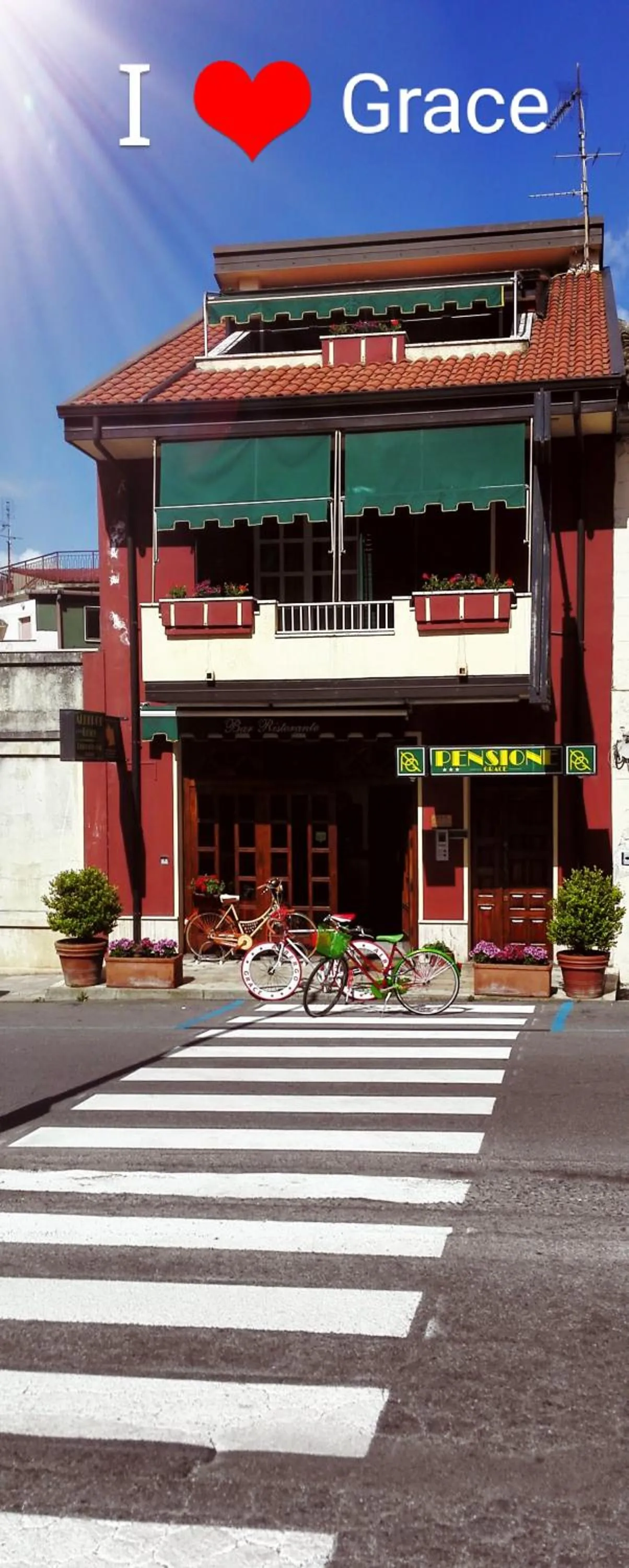 Property building in Albergo B&B Ristorante Grace