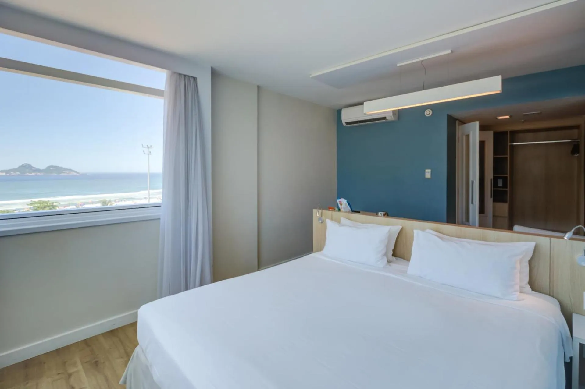 Bed in Mercure Rio de Janeiro Barra da Tijuca