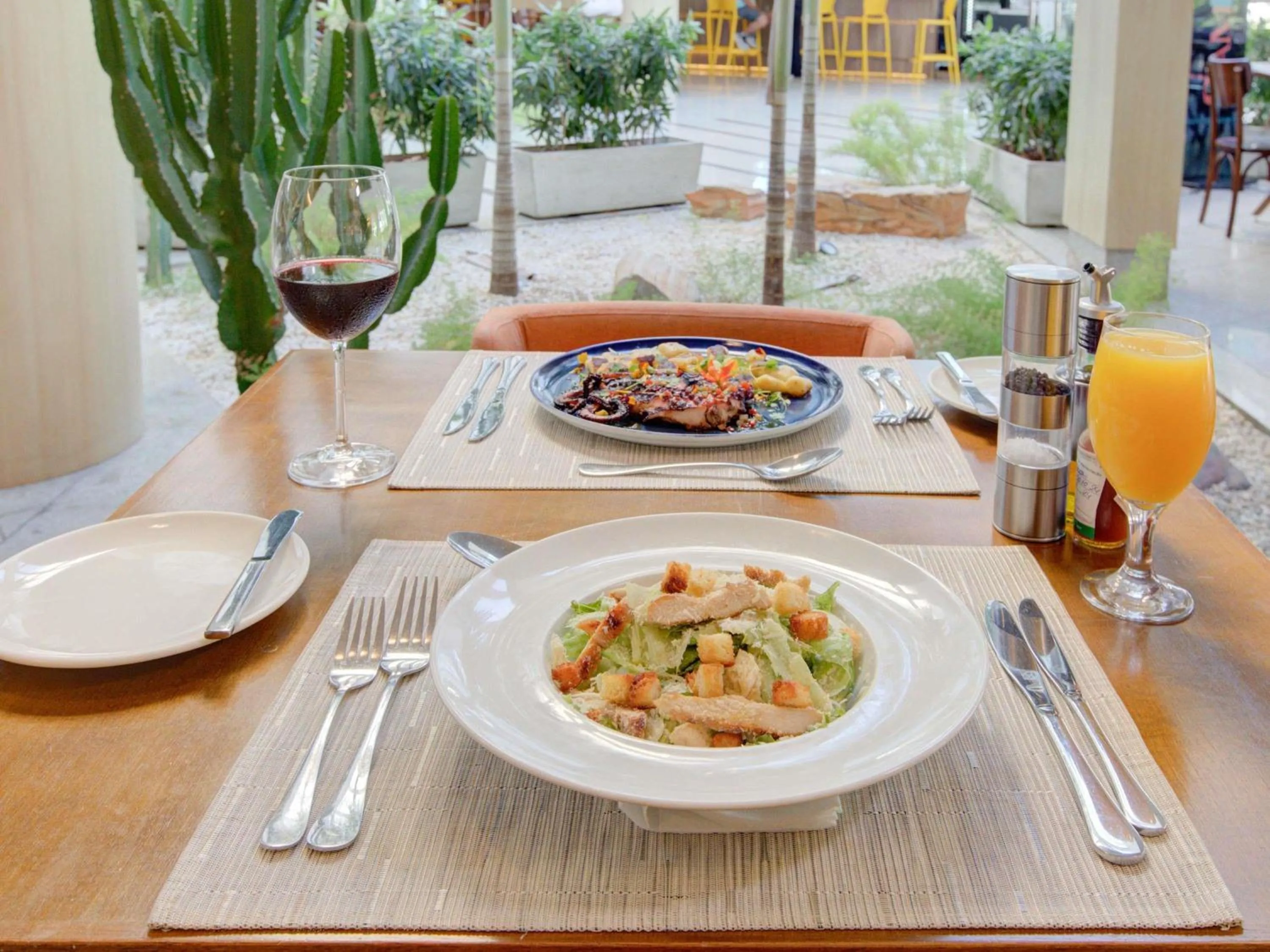 Restaurant/places to eat in Mercure Rio de Janeiro Barra da Tijuca