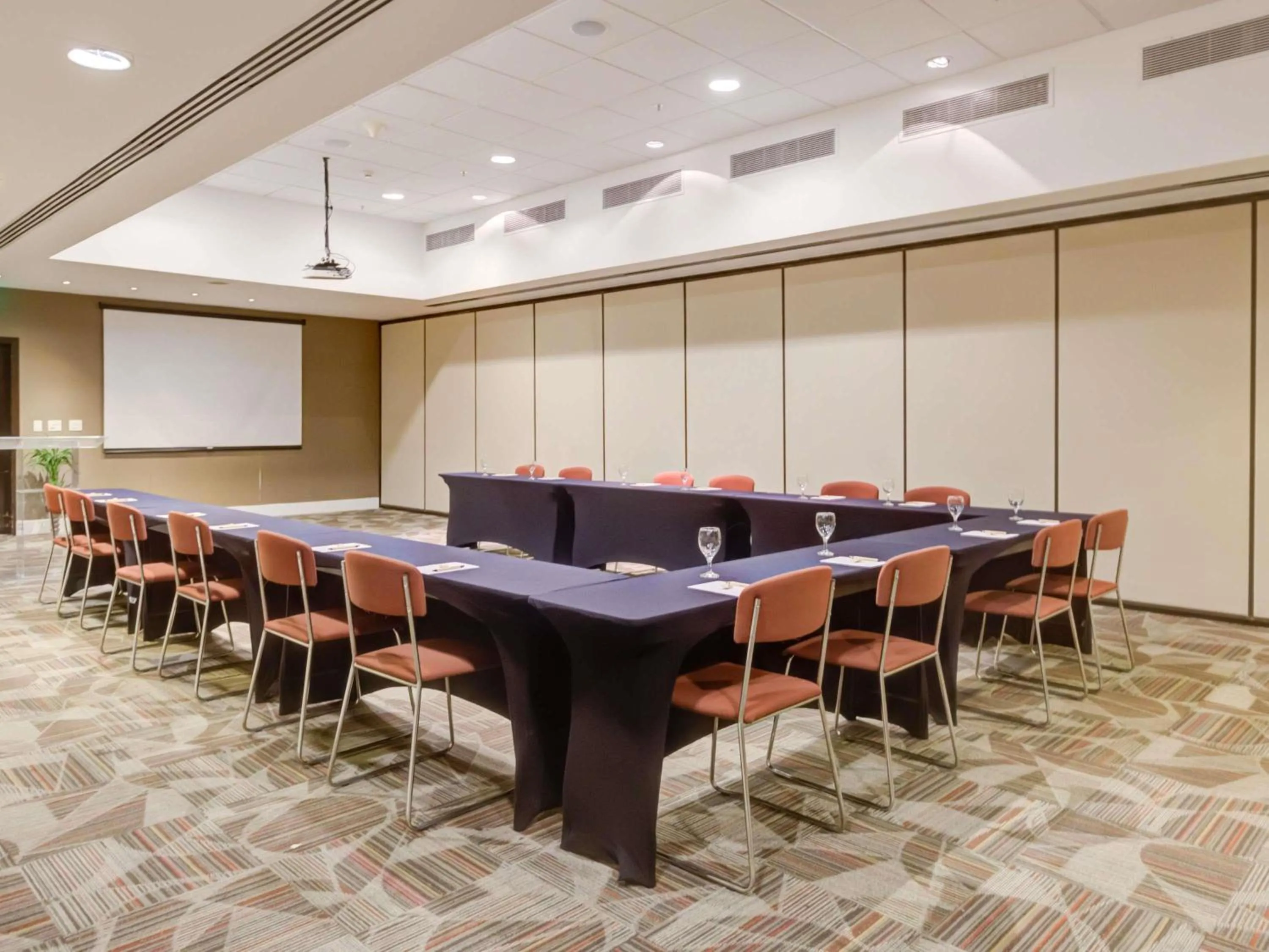 Meeting/conference room in Mercure Rio de Janeiro Barra da Tijuca