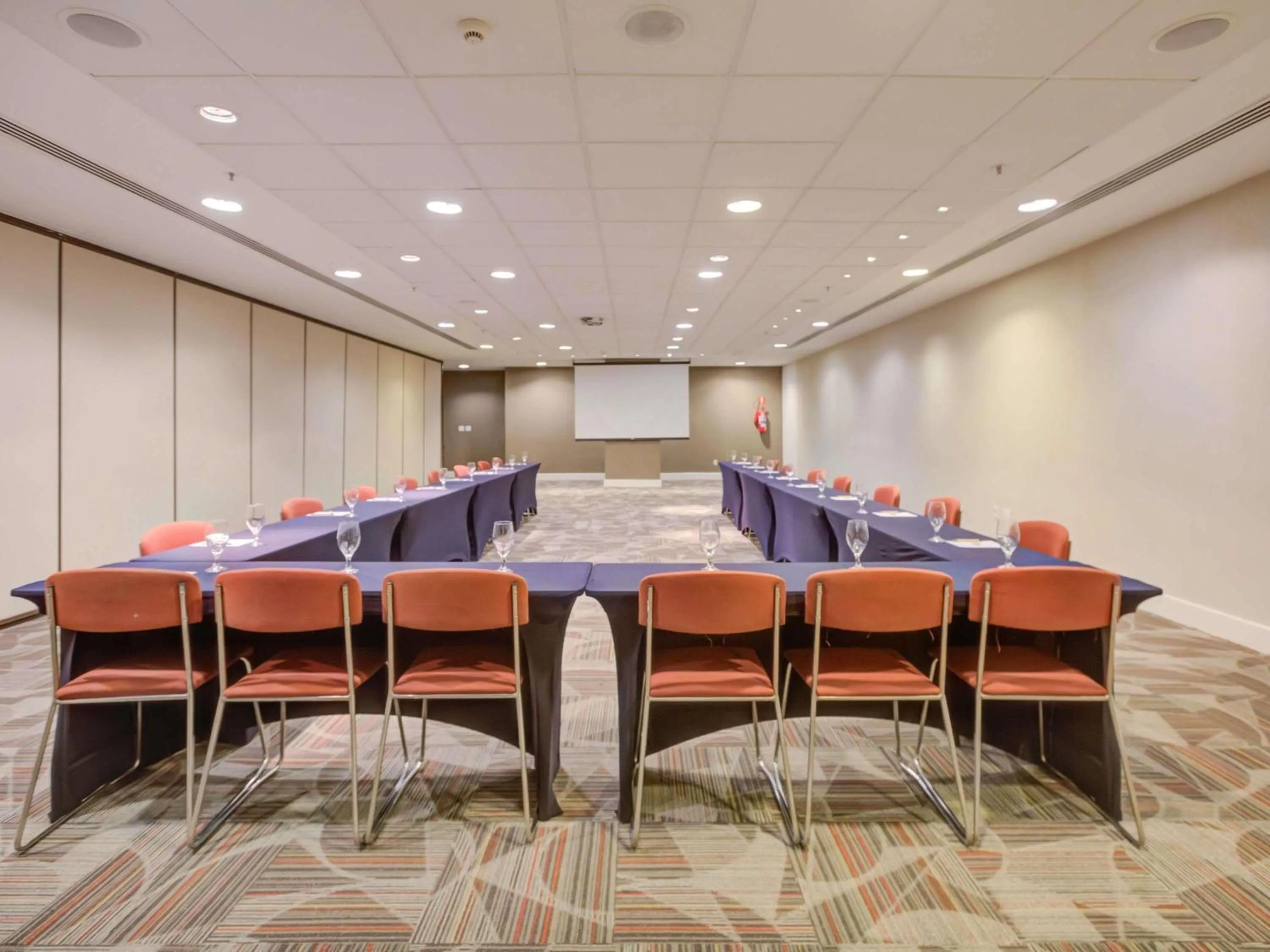 Meeting/conference room in Mercure Rio de Janeiro Barra da Tijuca