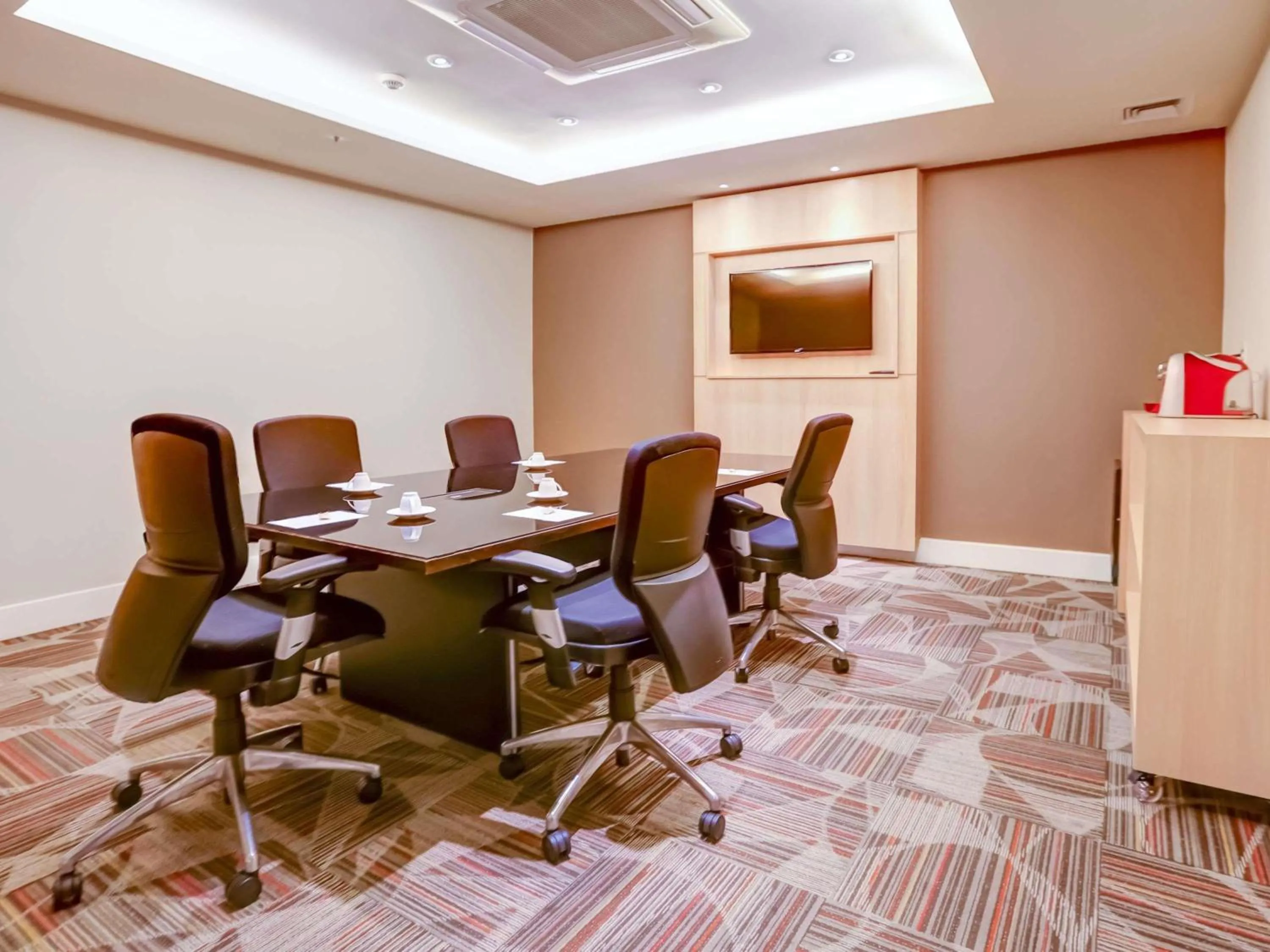 Meeting/conference room in Mercure Rio de Janeiro Barra da Tijuca