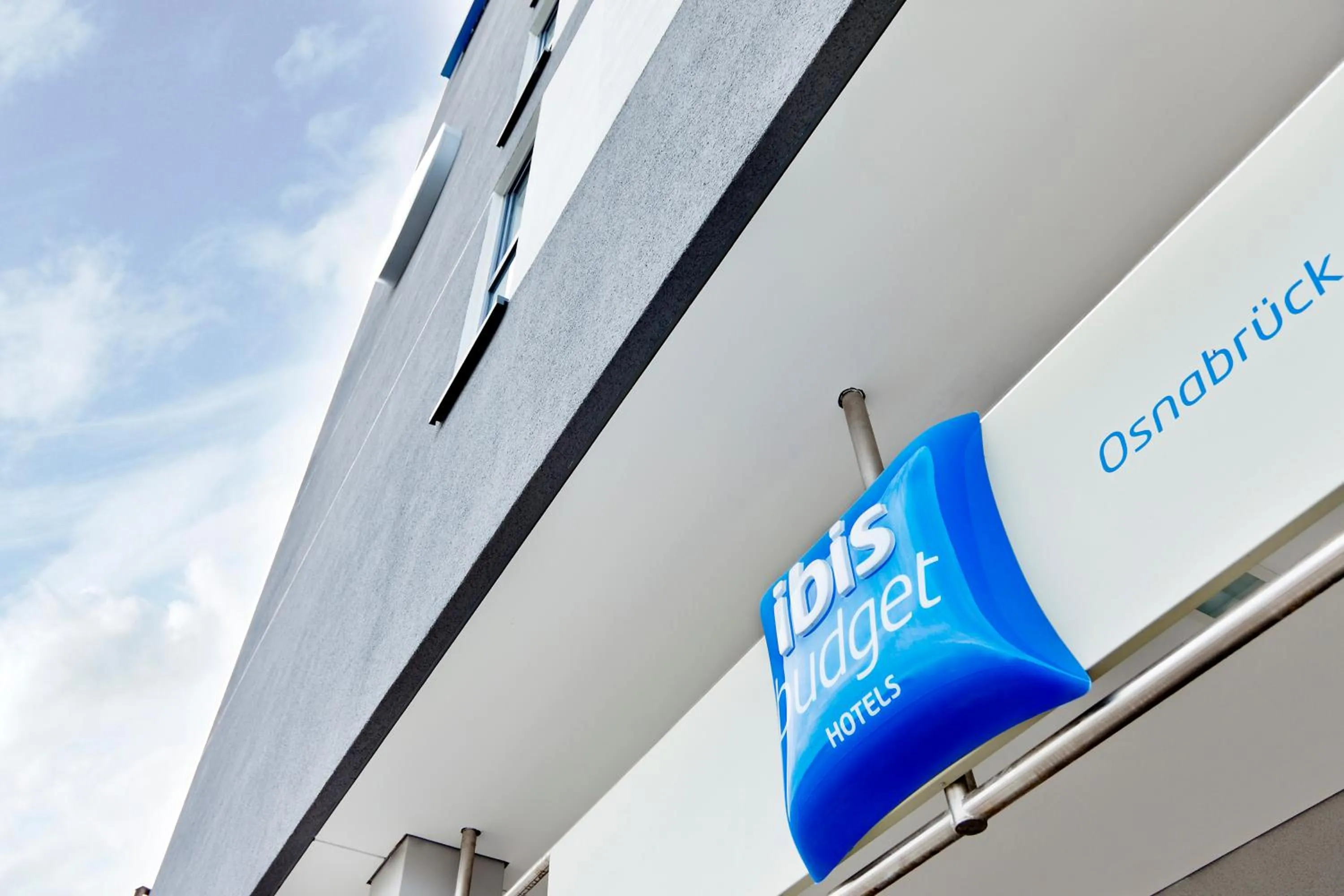 Facade/entrance in Ibis budget Osnabrück City