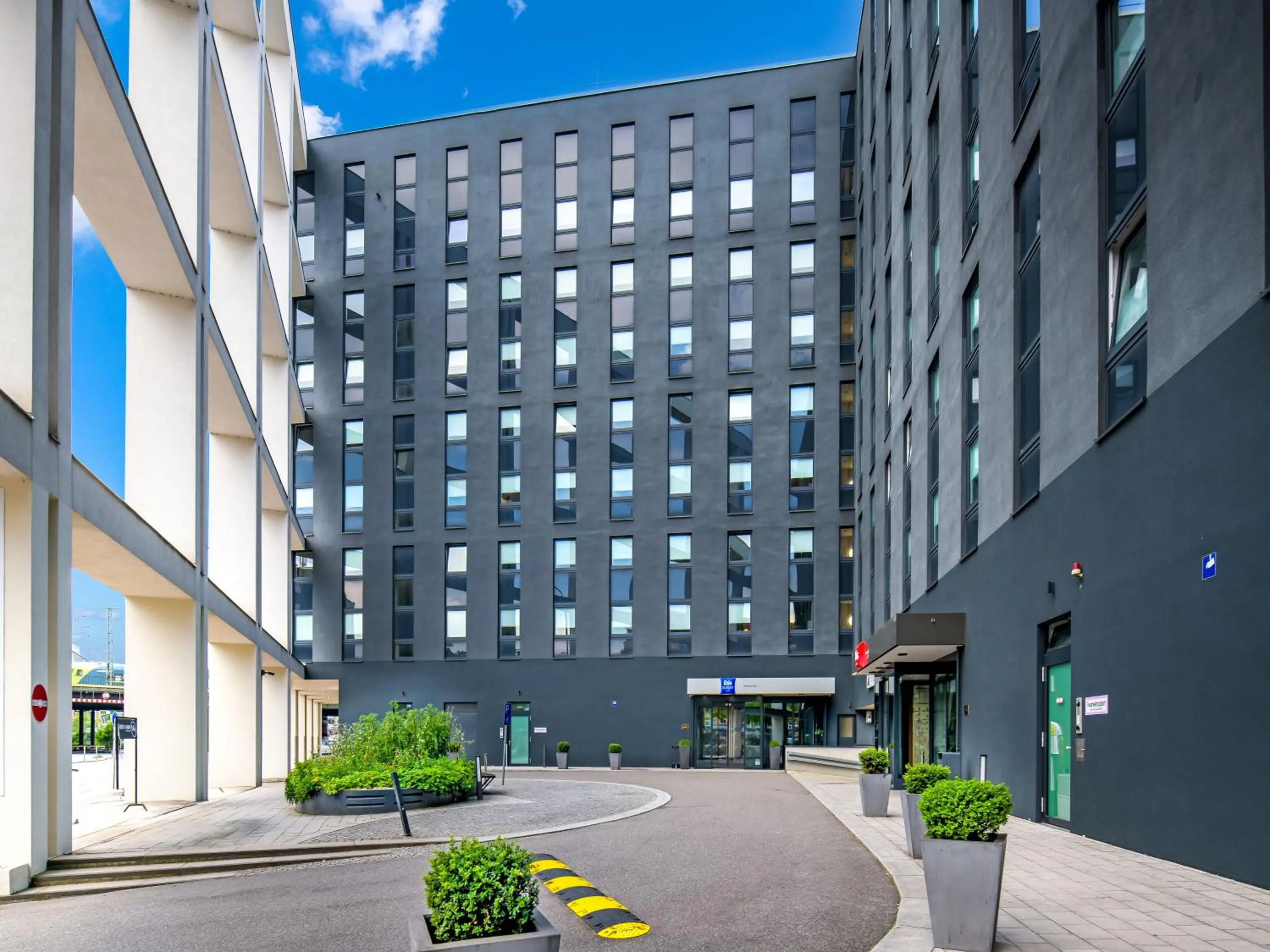 Property building in Ibis Hamburg City