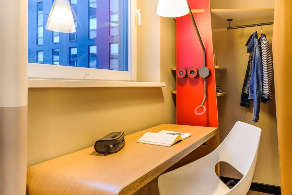 Living room in Ibis Hamburg City