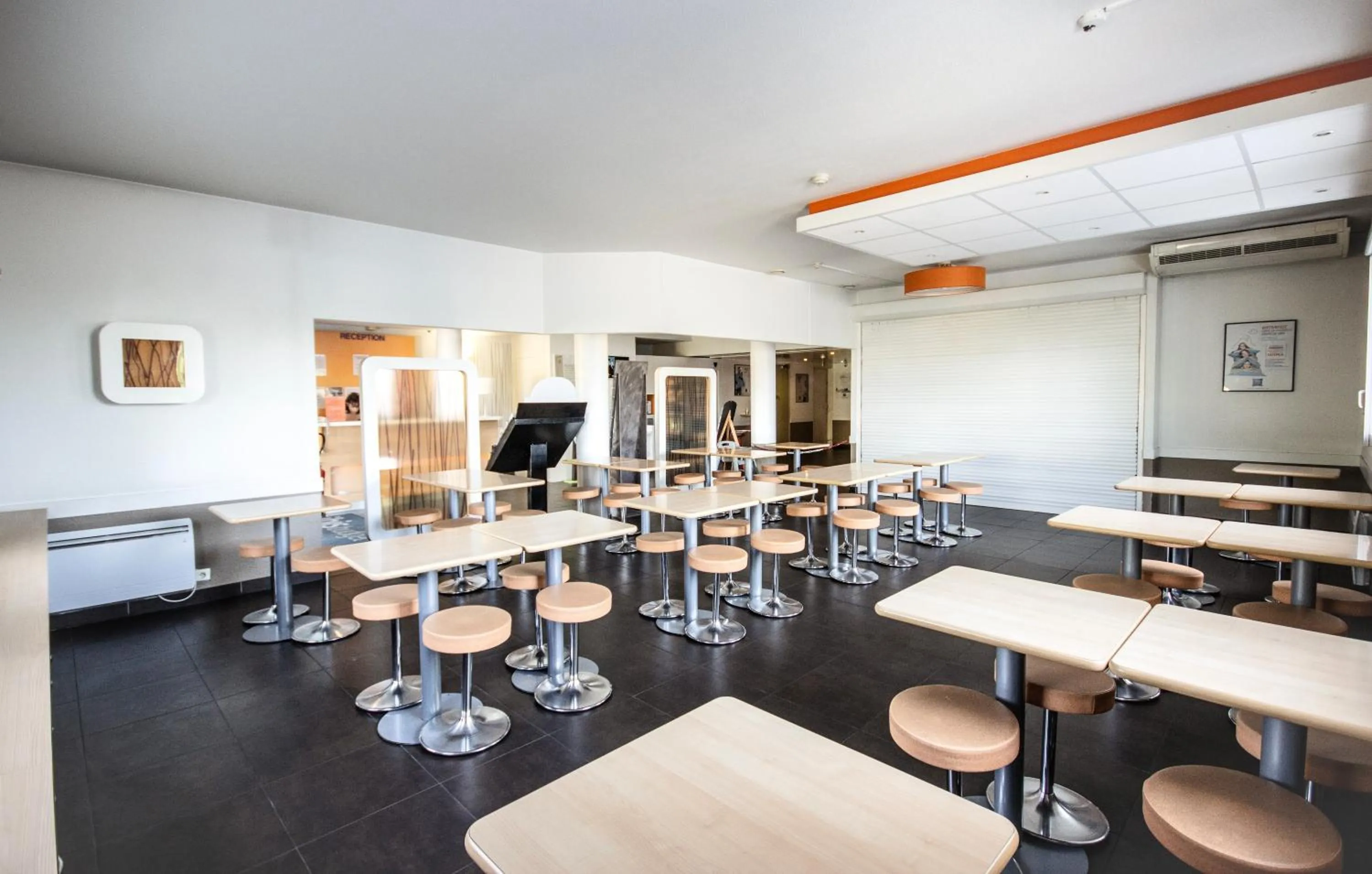 Breakfast in ibis budget Bordeaux Sud