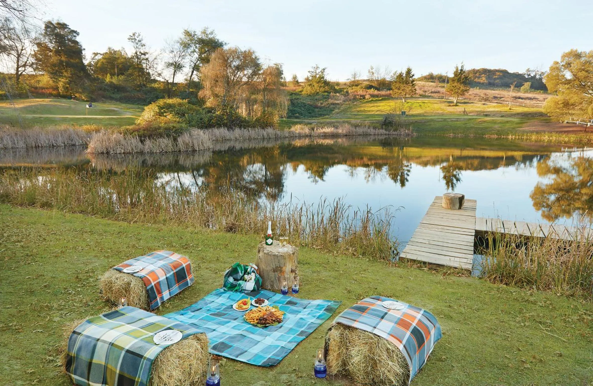Food and drinks in First Group Midlands Saddle and Trout