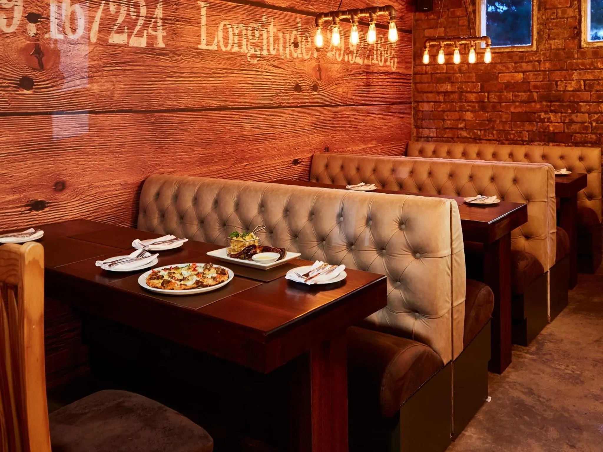 Restaurant/places to eat in First Group Midlands Saddle and Trout