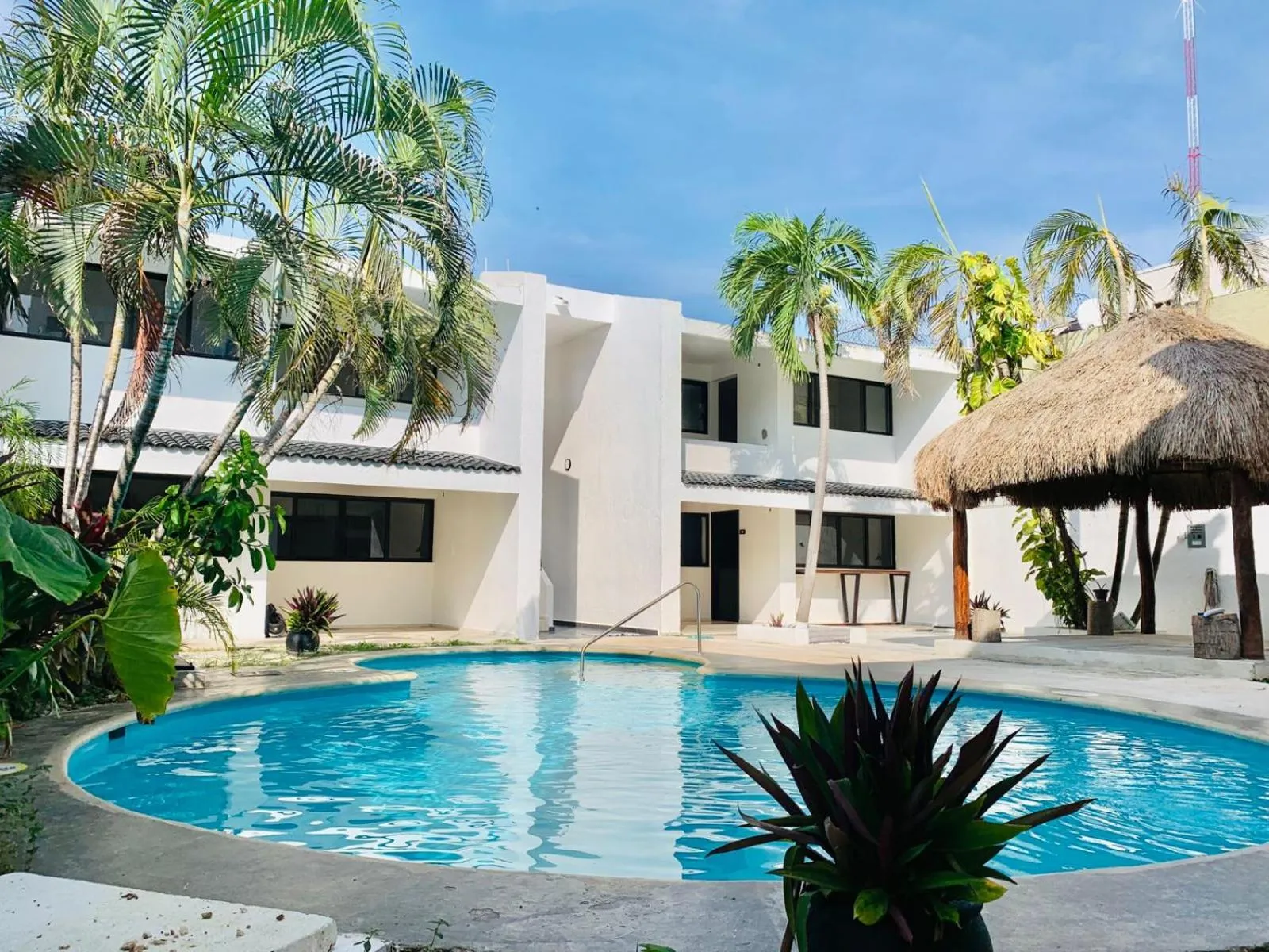 Property building in Casa Maca