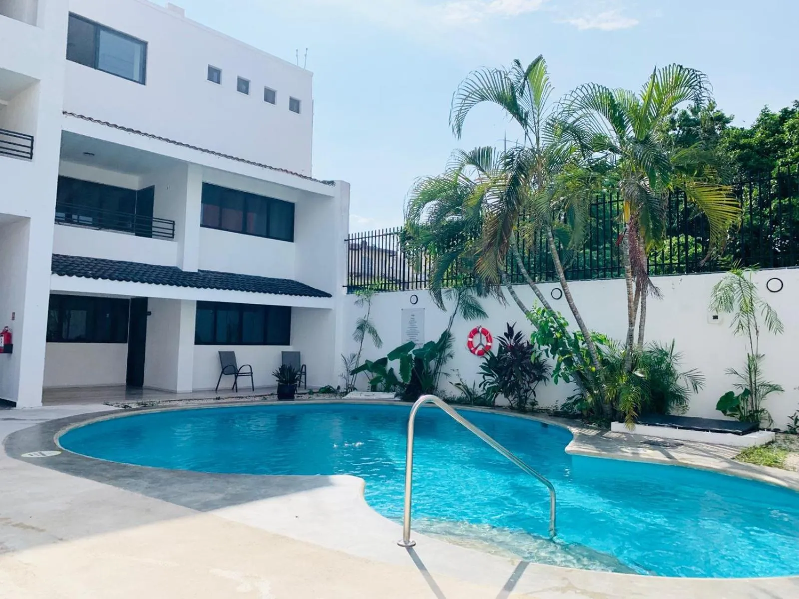 Property building in Casa Maca