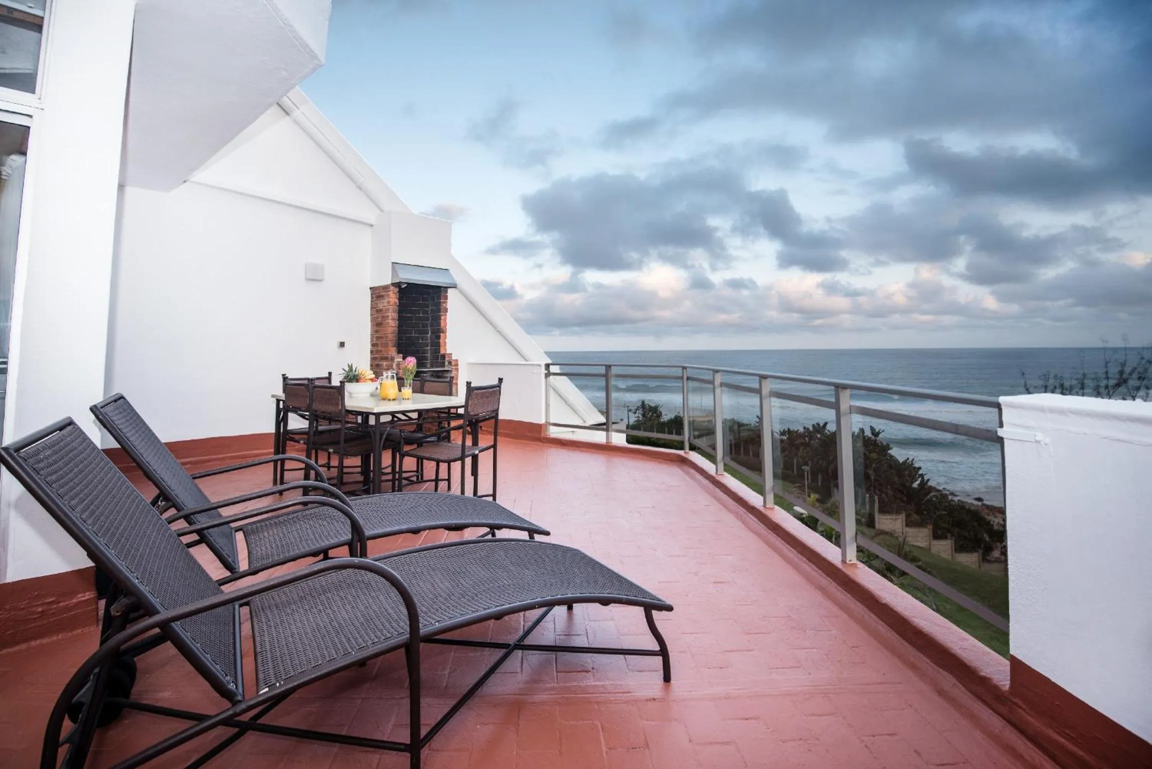 BBQ facilities in First Group La Cote D'Azur