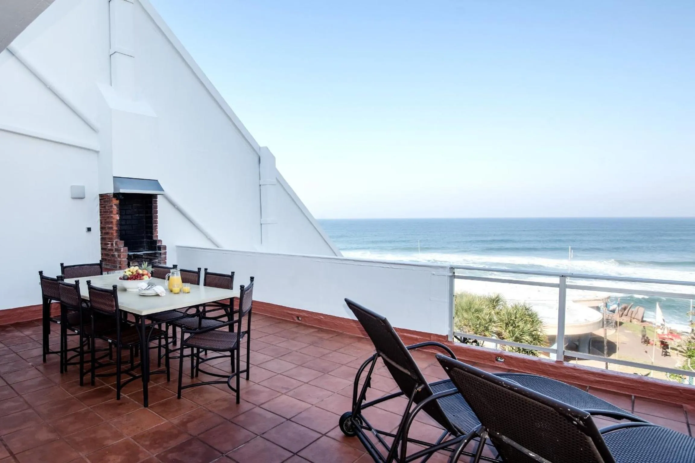 BBQ facilities in First Group La Cote D'Azur