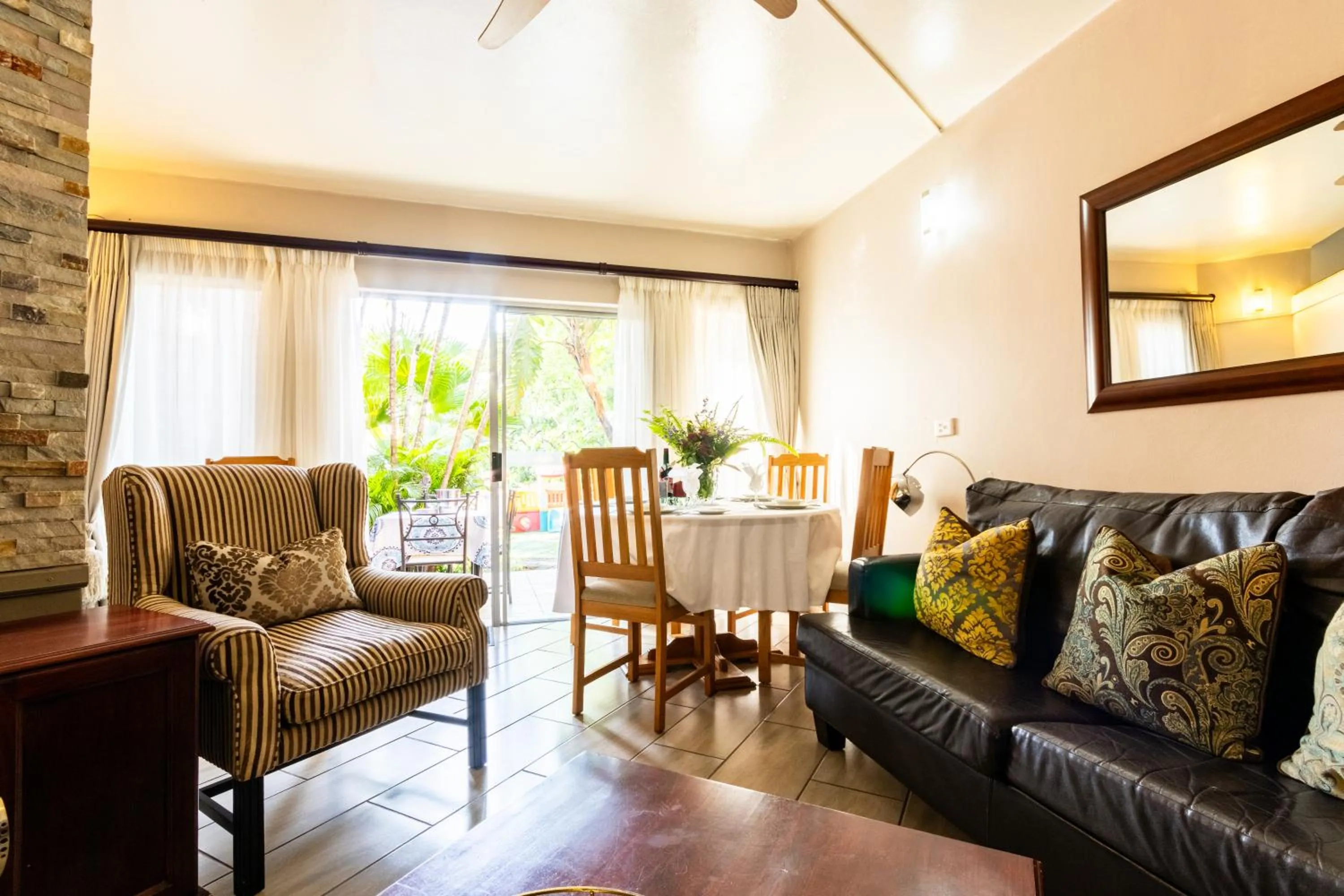 Perna Perna Lodge St Lucia